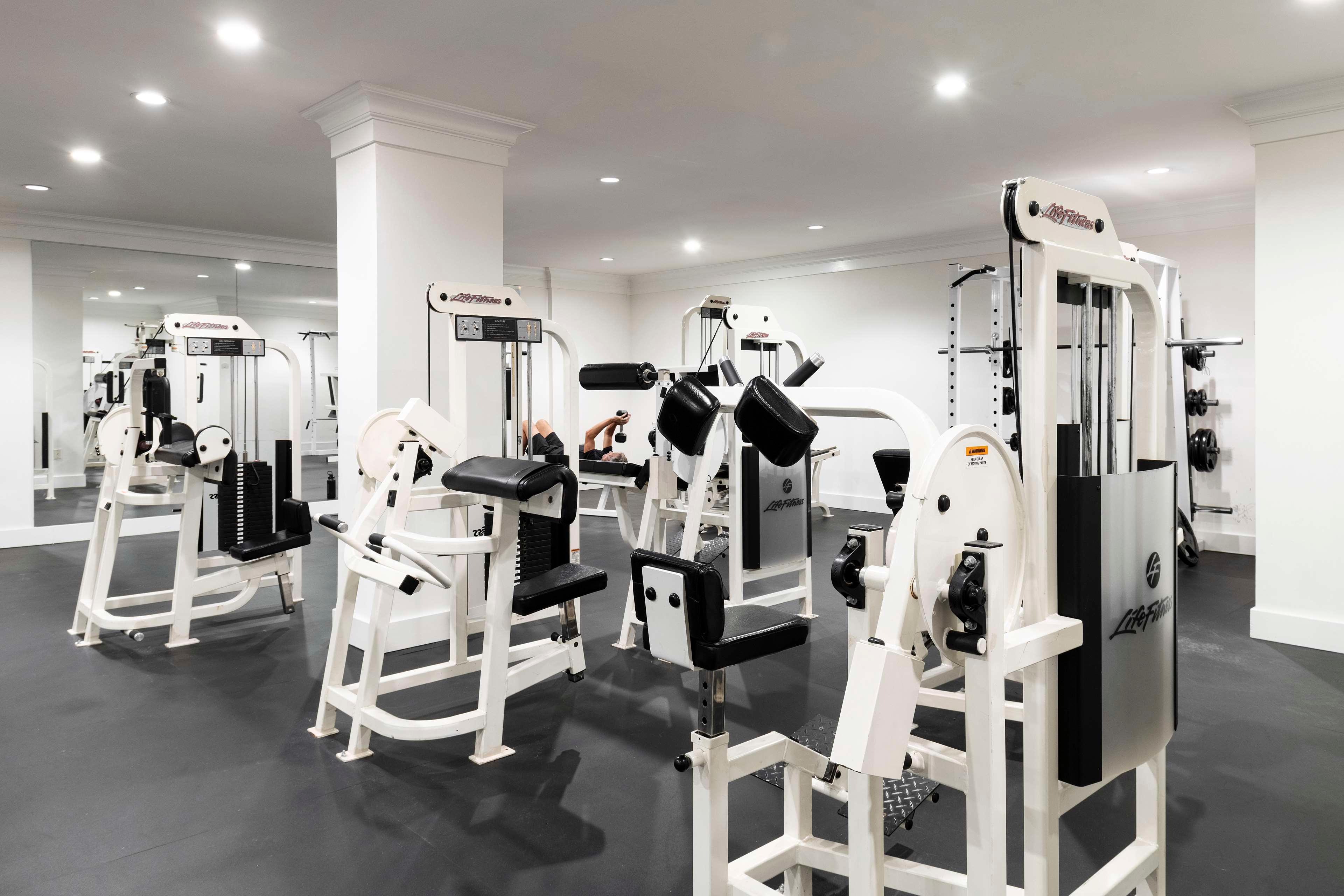 Century Plaza Hotel by null