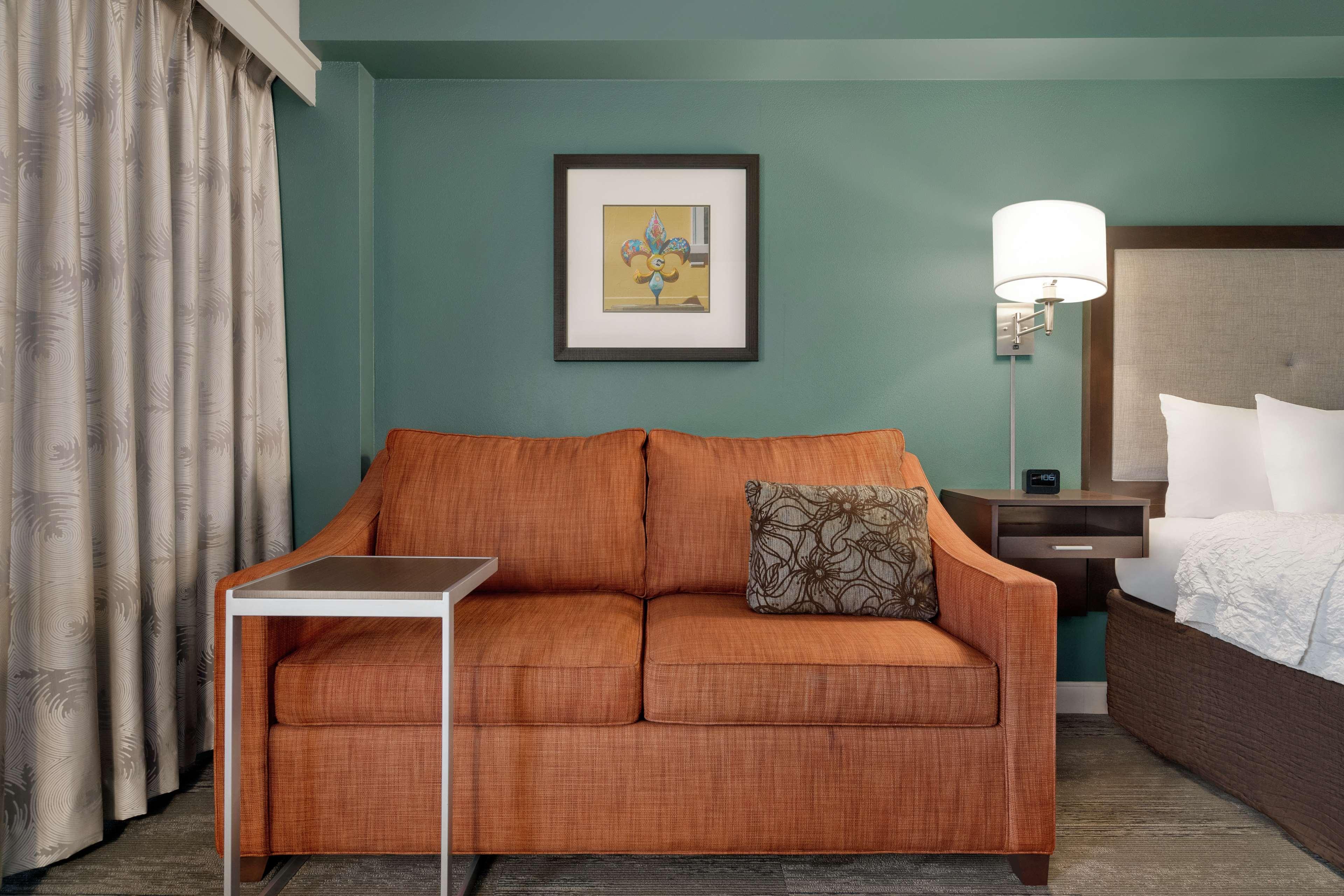 Hampton Inn New Orleans-St. Charles Ave./Garden Di