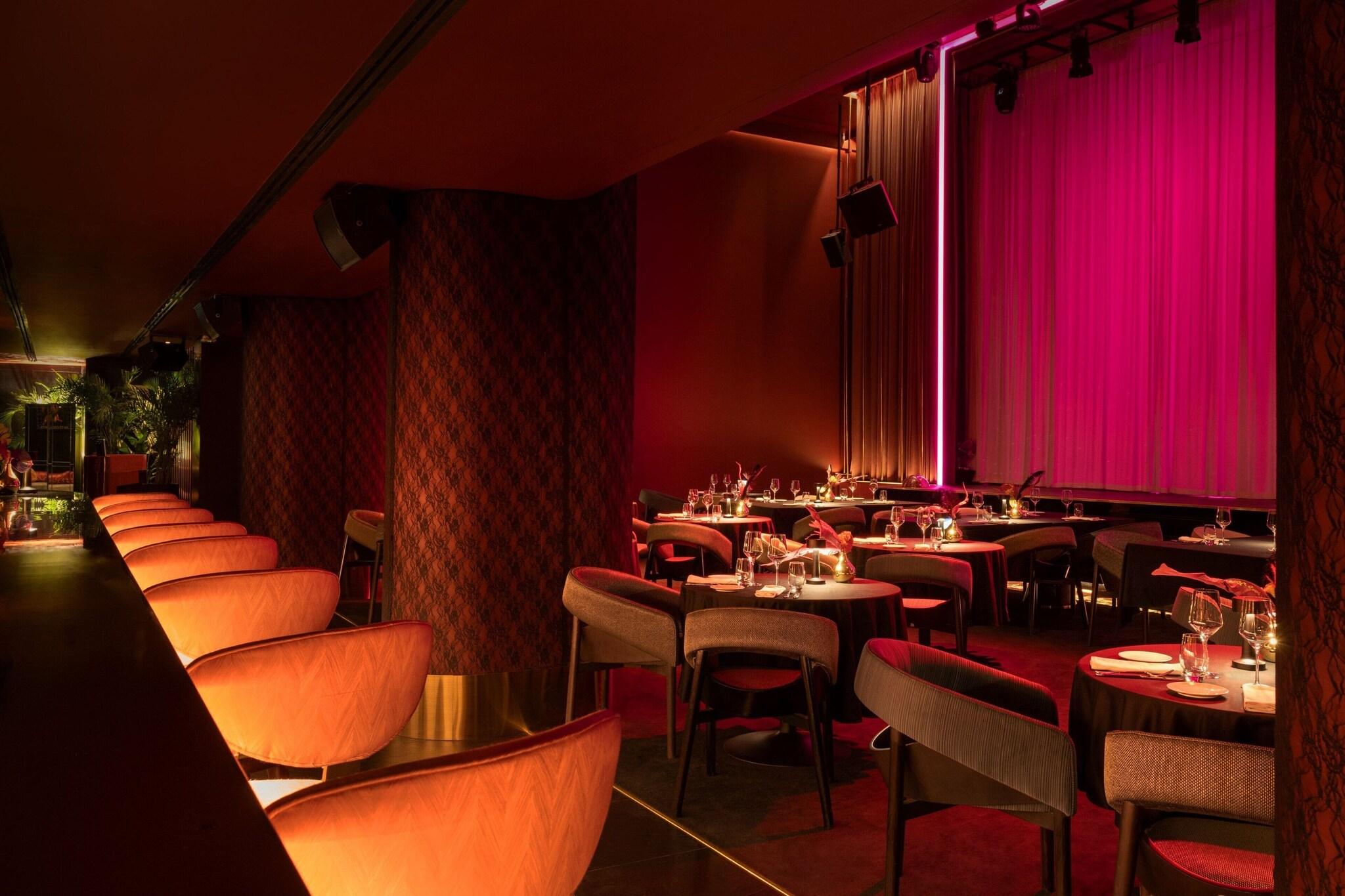 The Westin Dubai Mina Seyahi Beach Resort & Marina by null