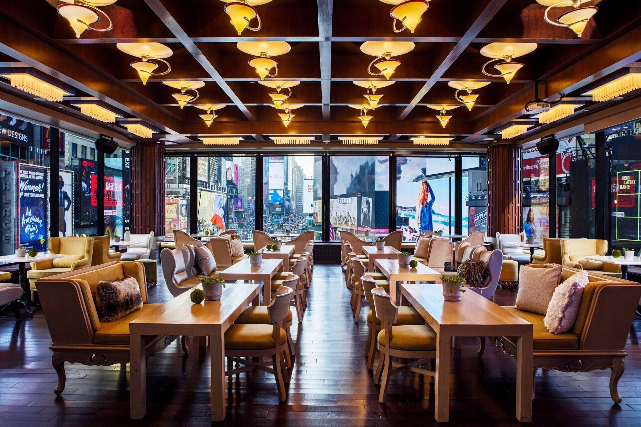 Renaissance New York Times Square Hotel by null