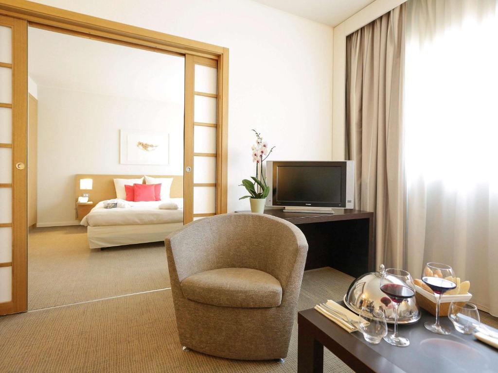 The Sydney Hotel