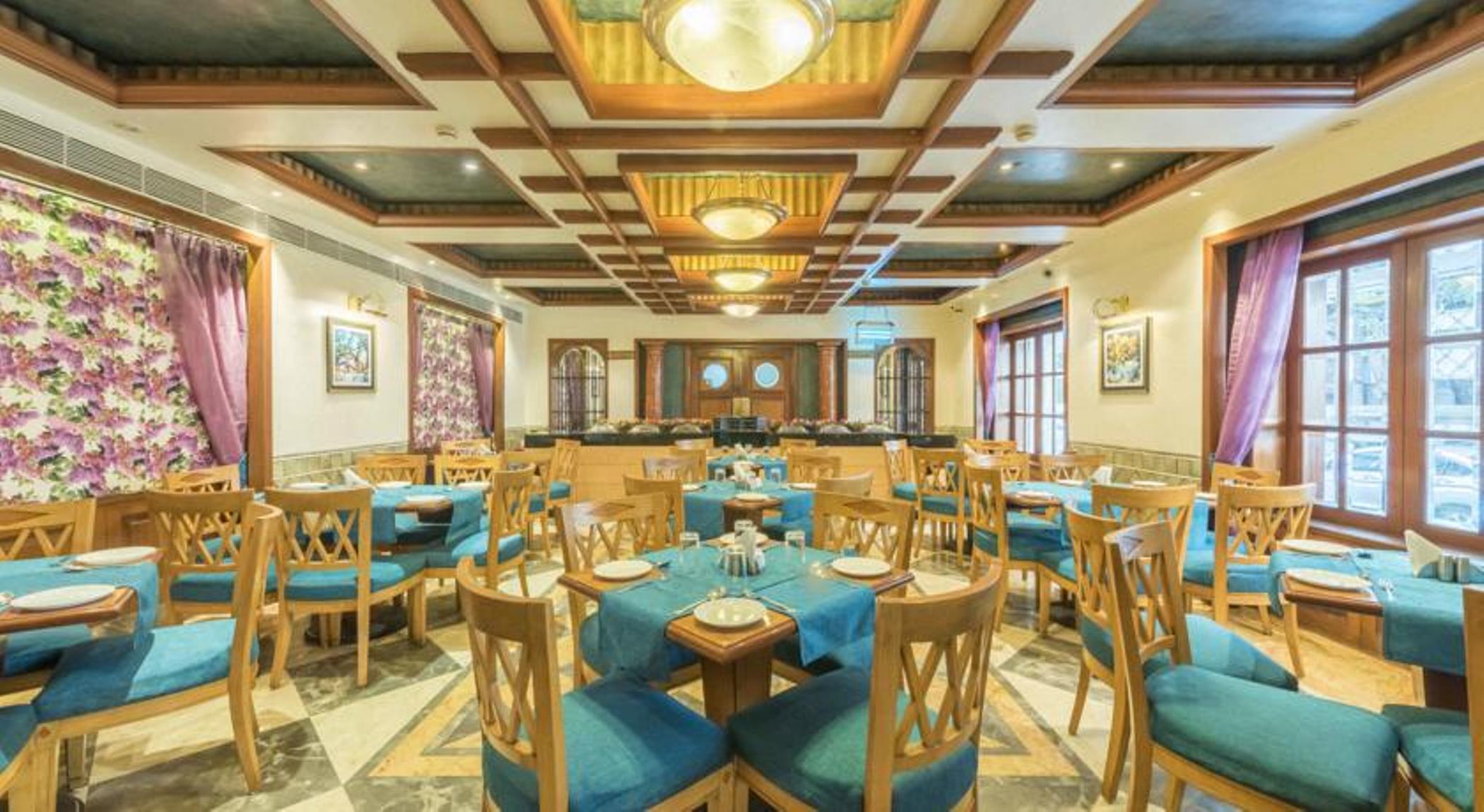 Hotel Parle International