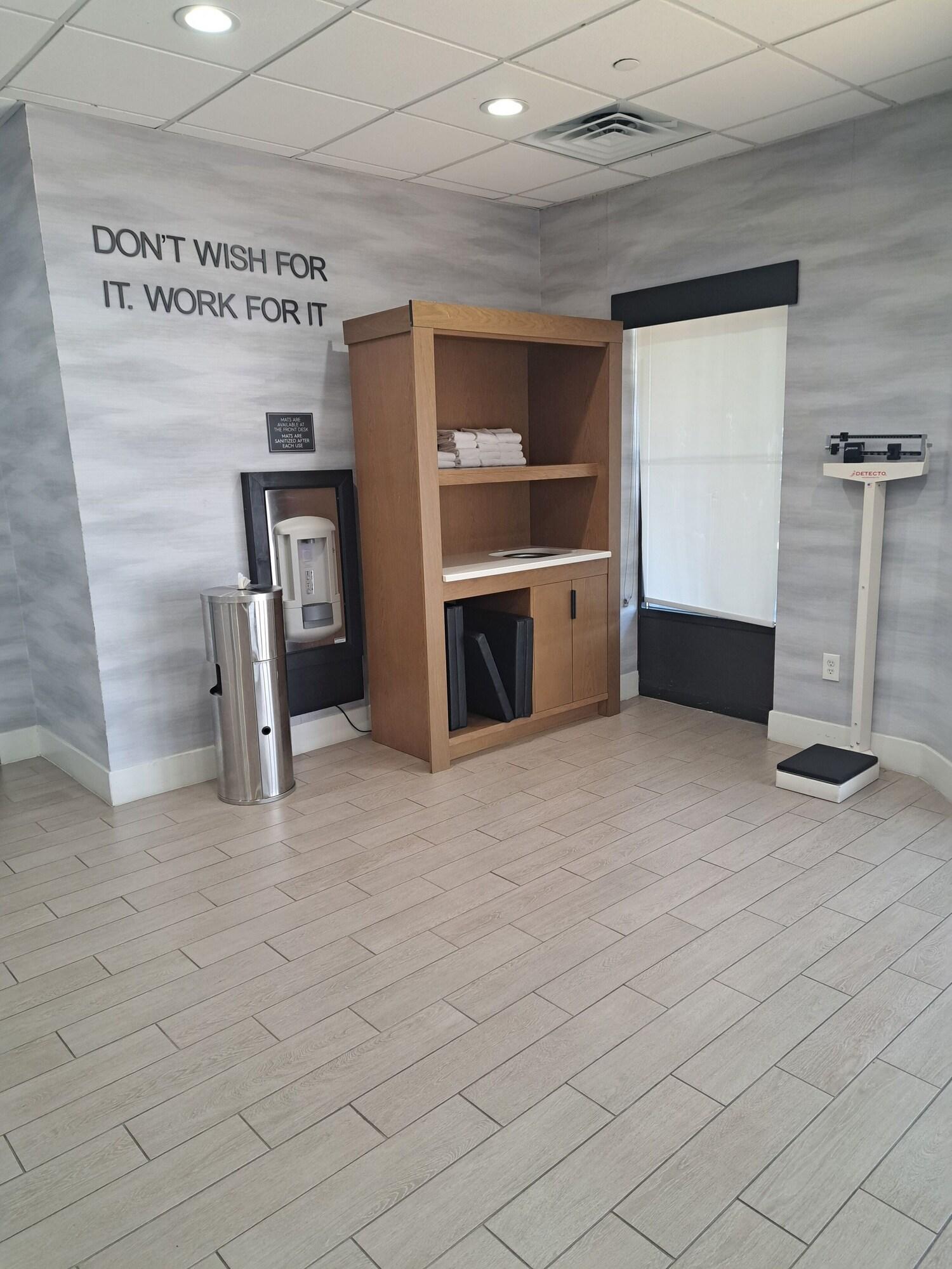 Holiday Inn Express & Suites Columbia - Downtown