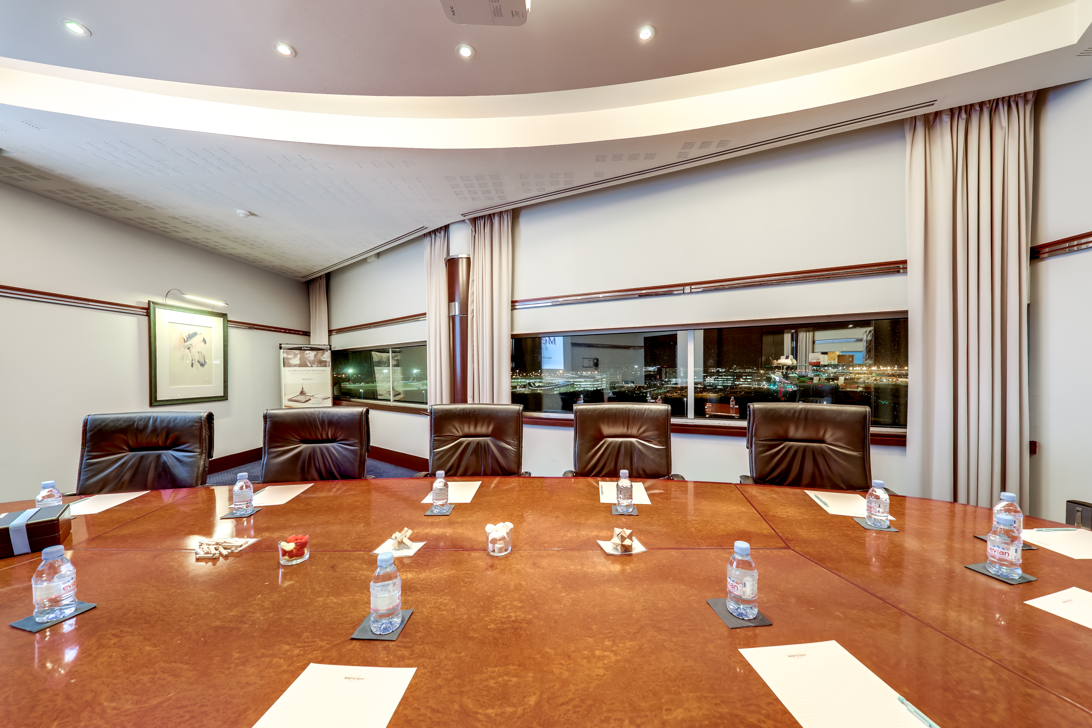 Hôtel Mercure Paris CDG Airport & Convention - photo