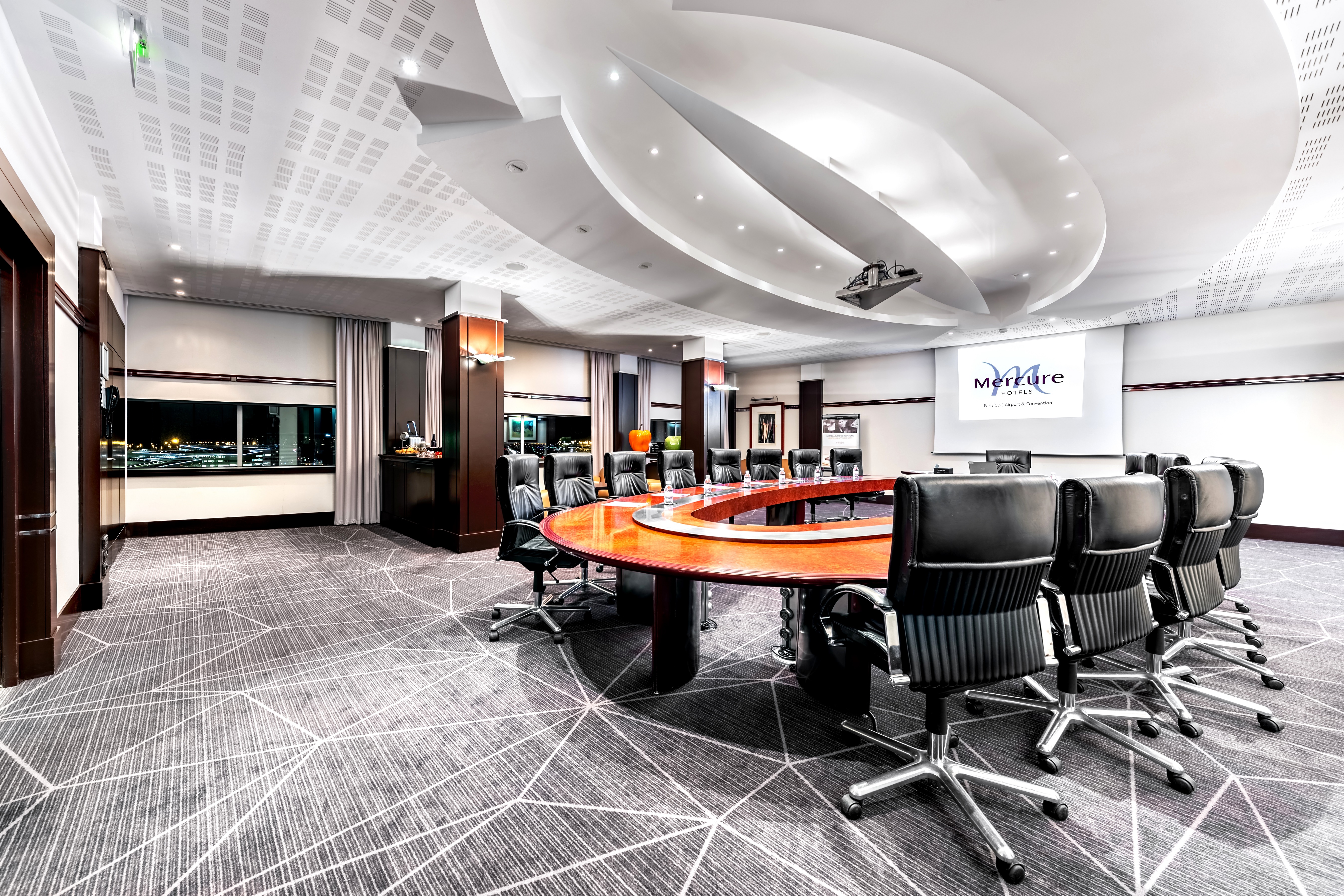 Hôtel Mercure Paris CDG Airport & Convention - photo