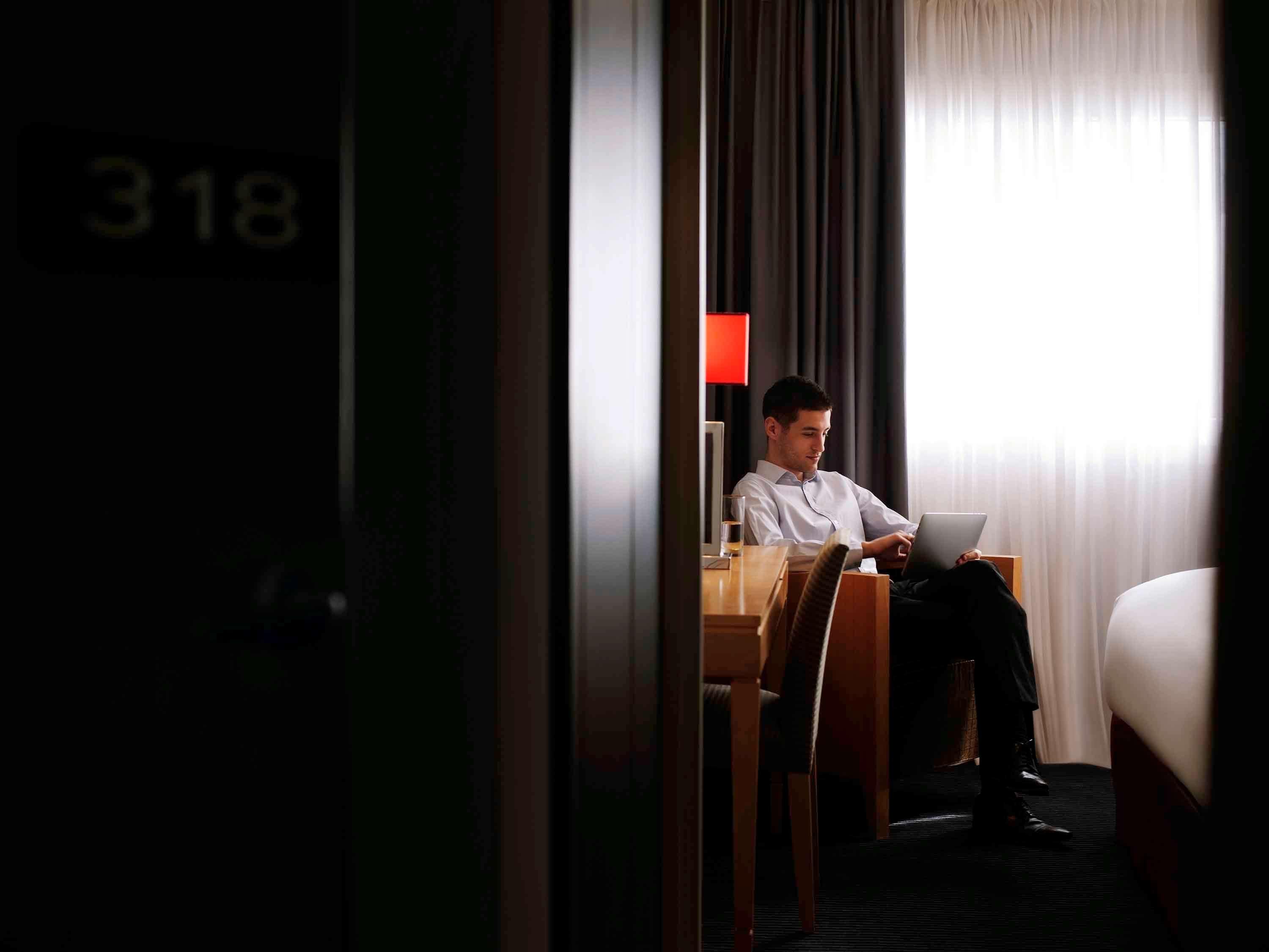 Hôtel Mercure Paris CDG Airport & Convention - photo