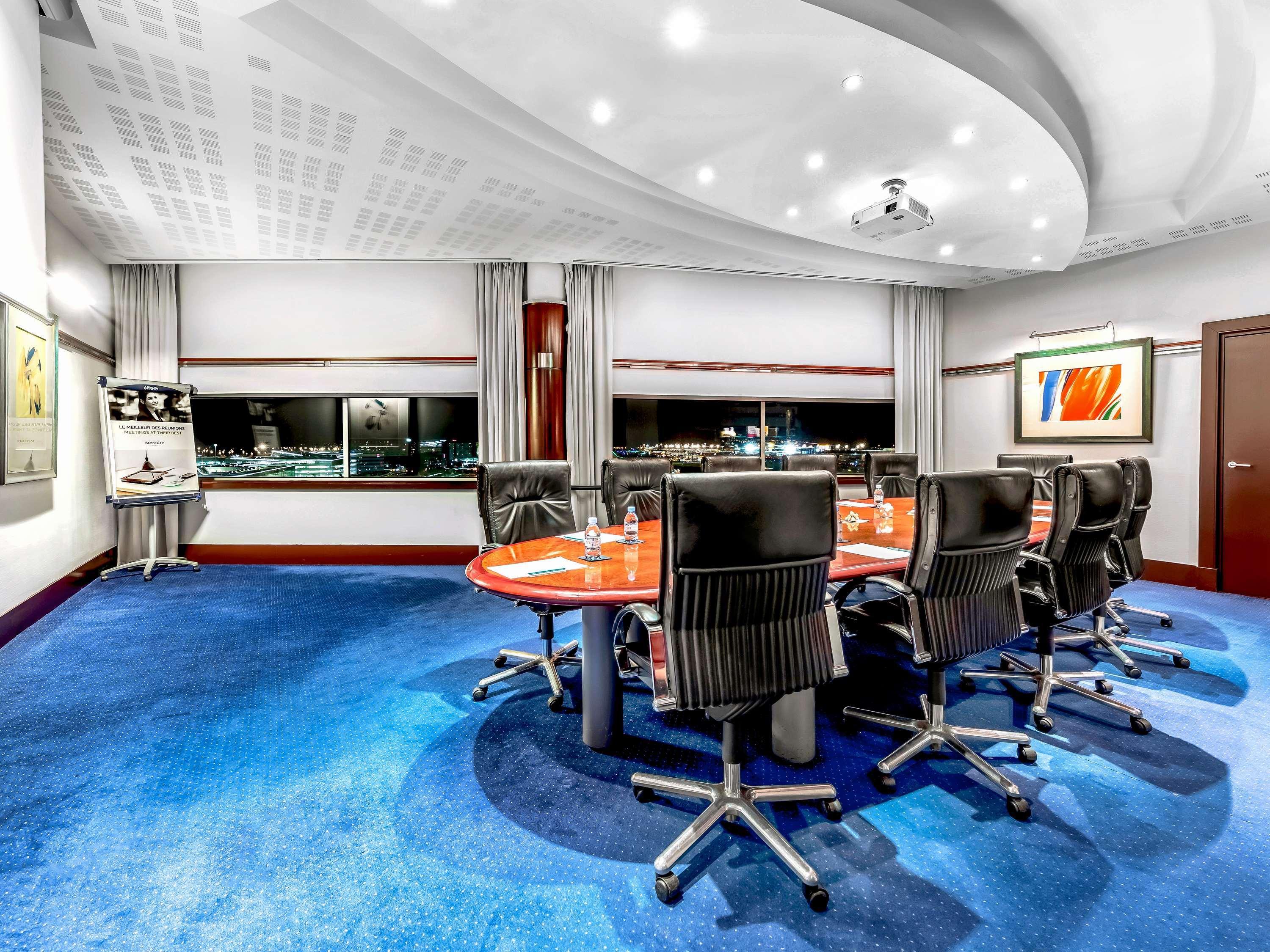 Hôtel Mercure Paris CDG Airport & Convention - photo