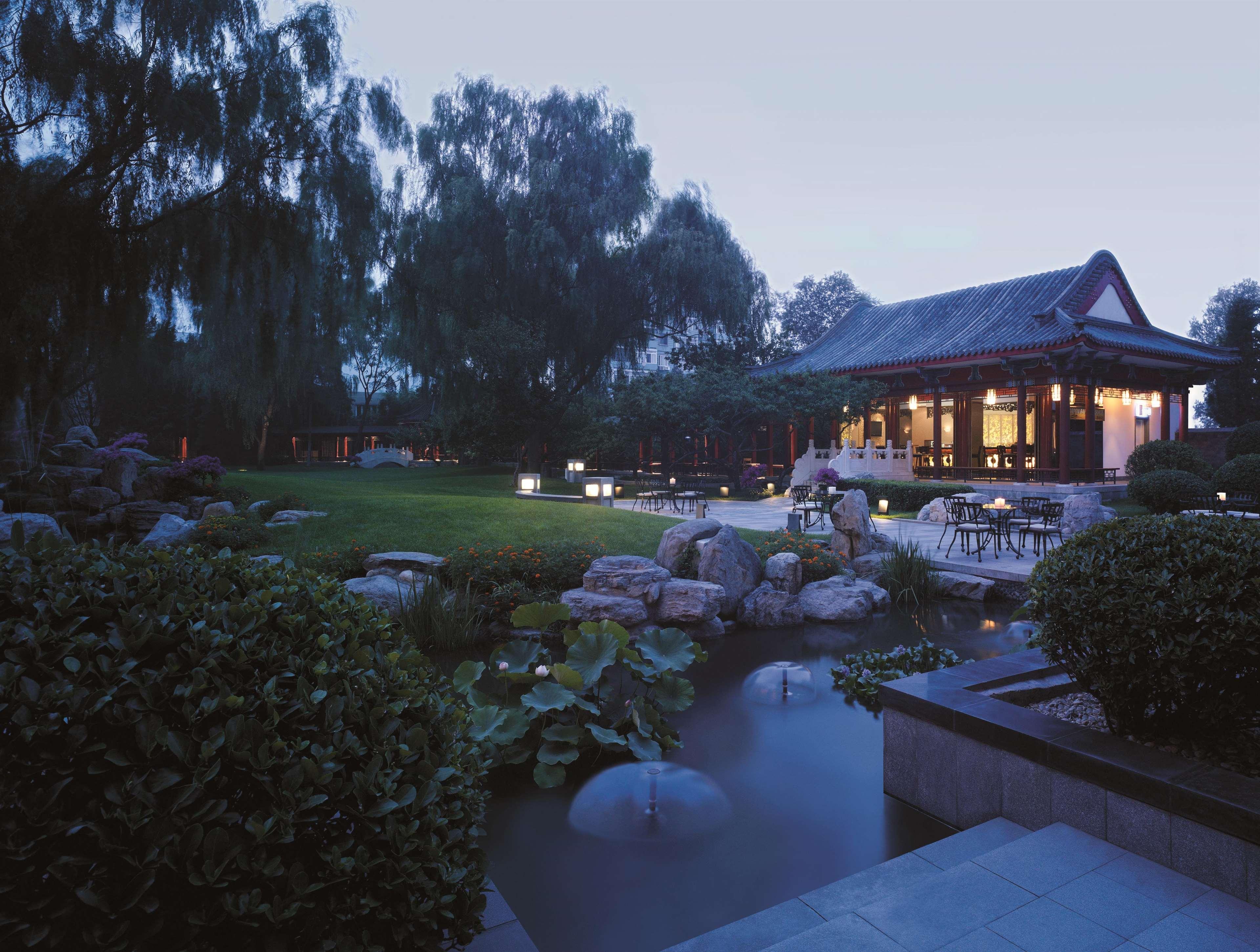 Shangri-La Hotel, Beijing by null