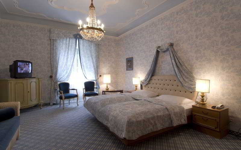 Parkhotel Mondschein by null