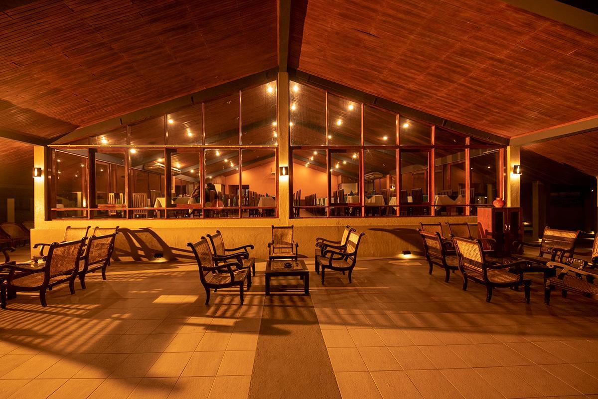 Giritale Hotel by null