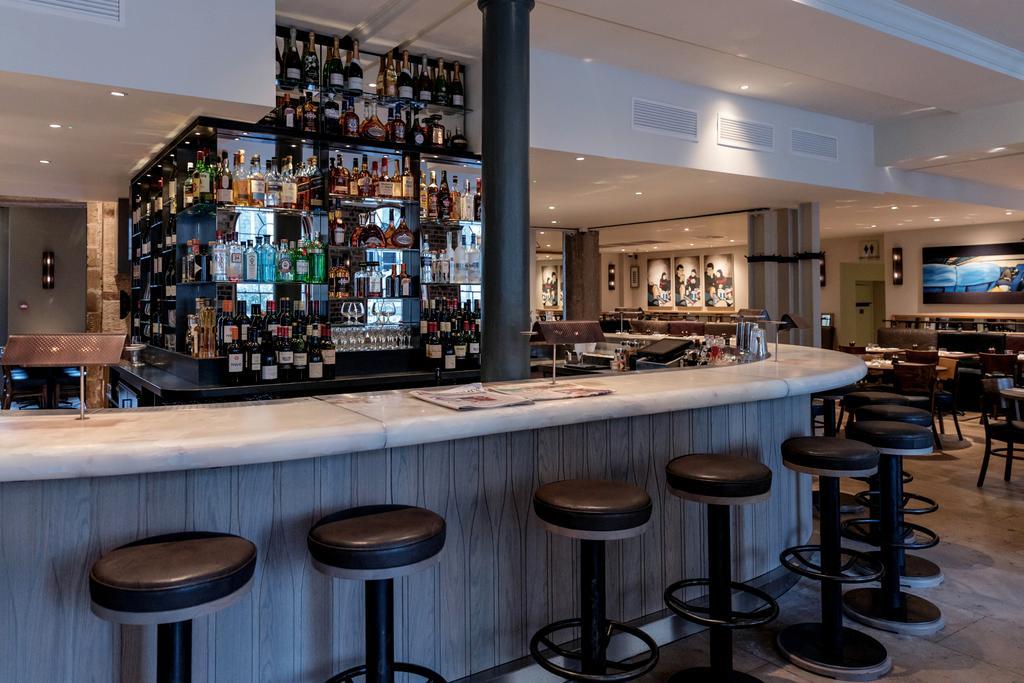 Old Bank Hotel by null