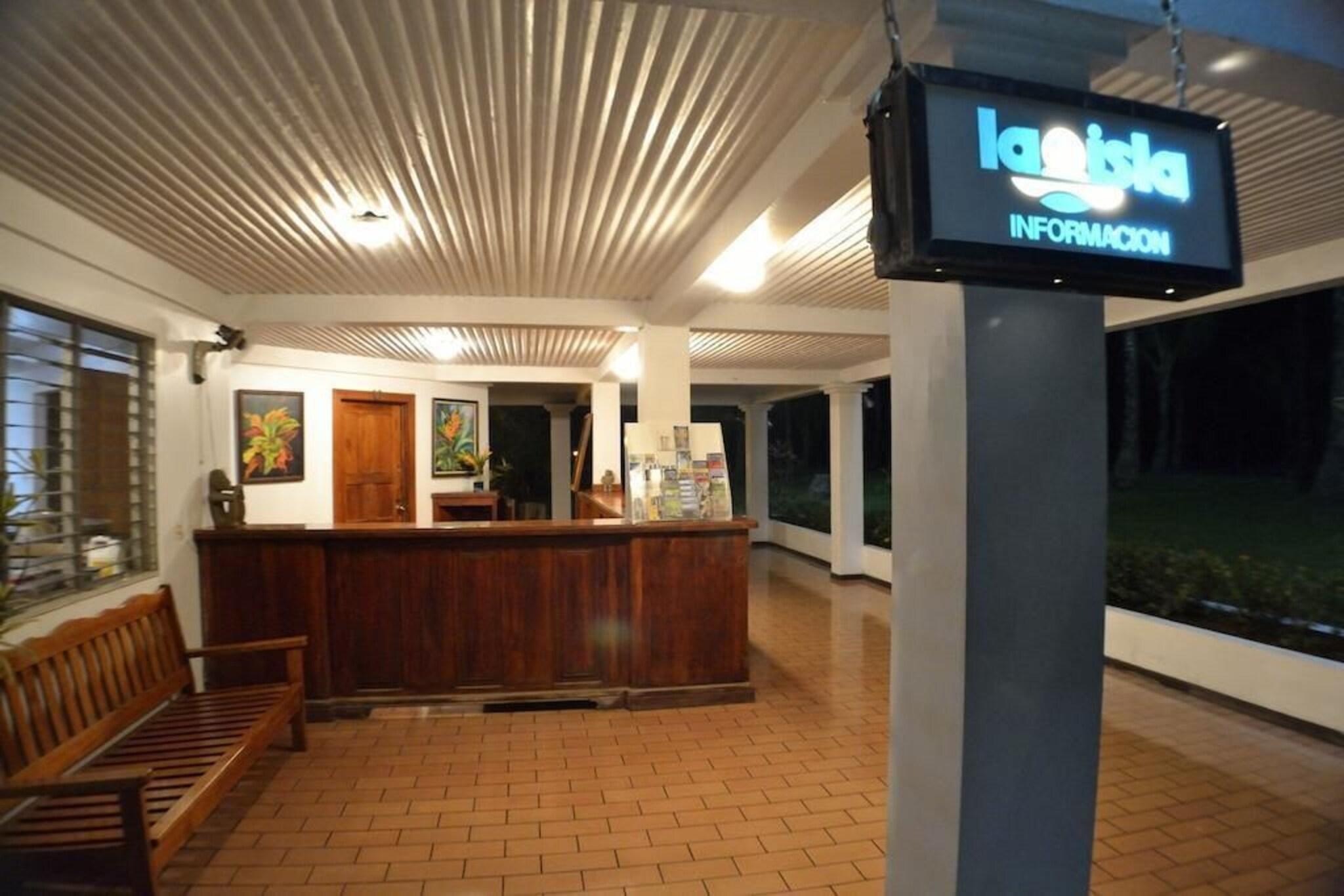 La Isla 