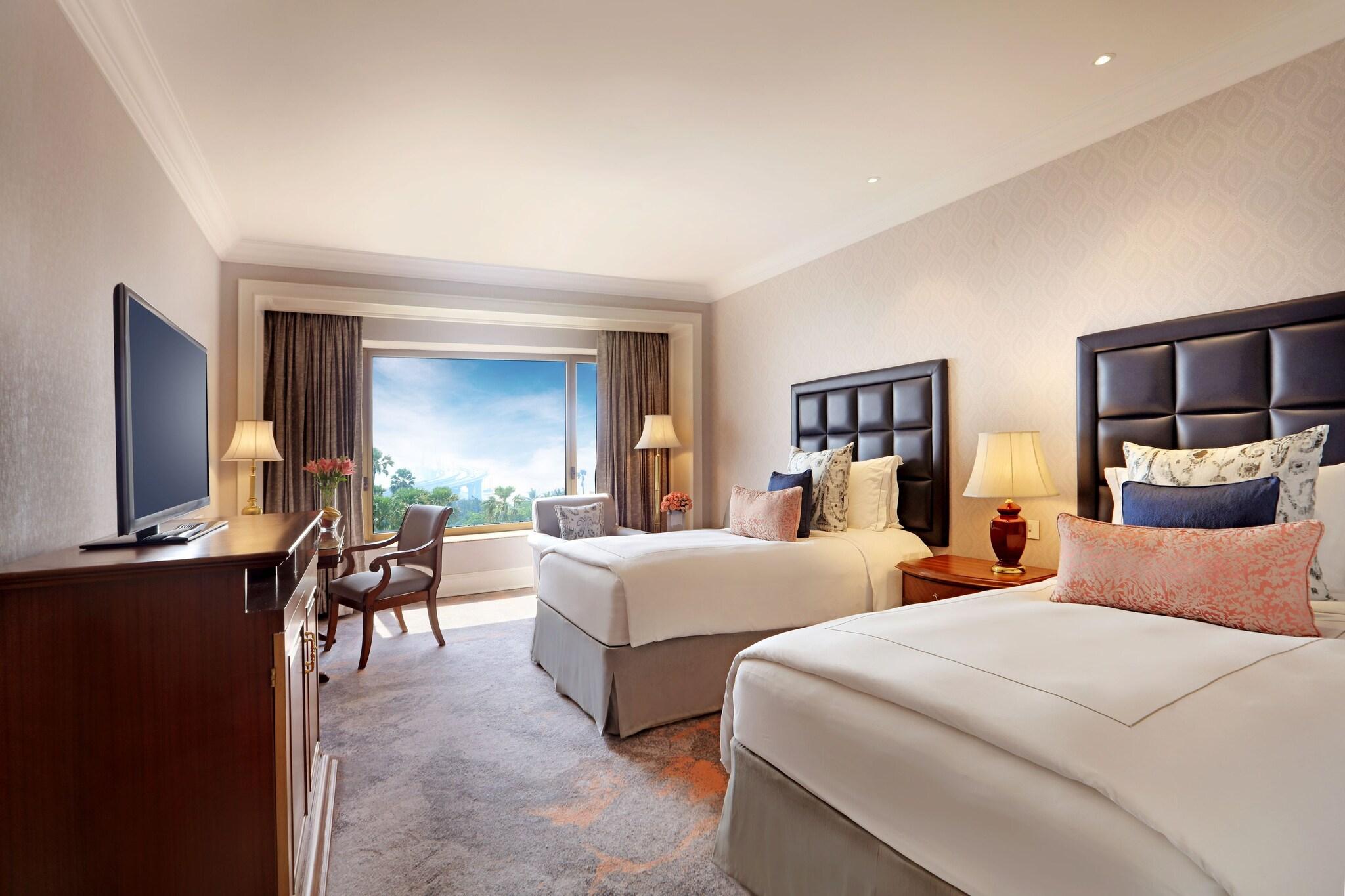 Taj Lands End, Mumbai by null