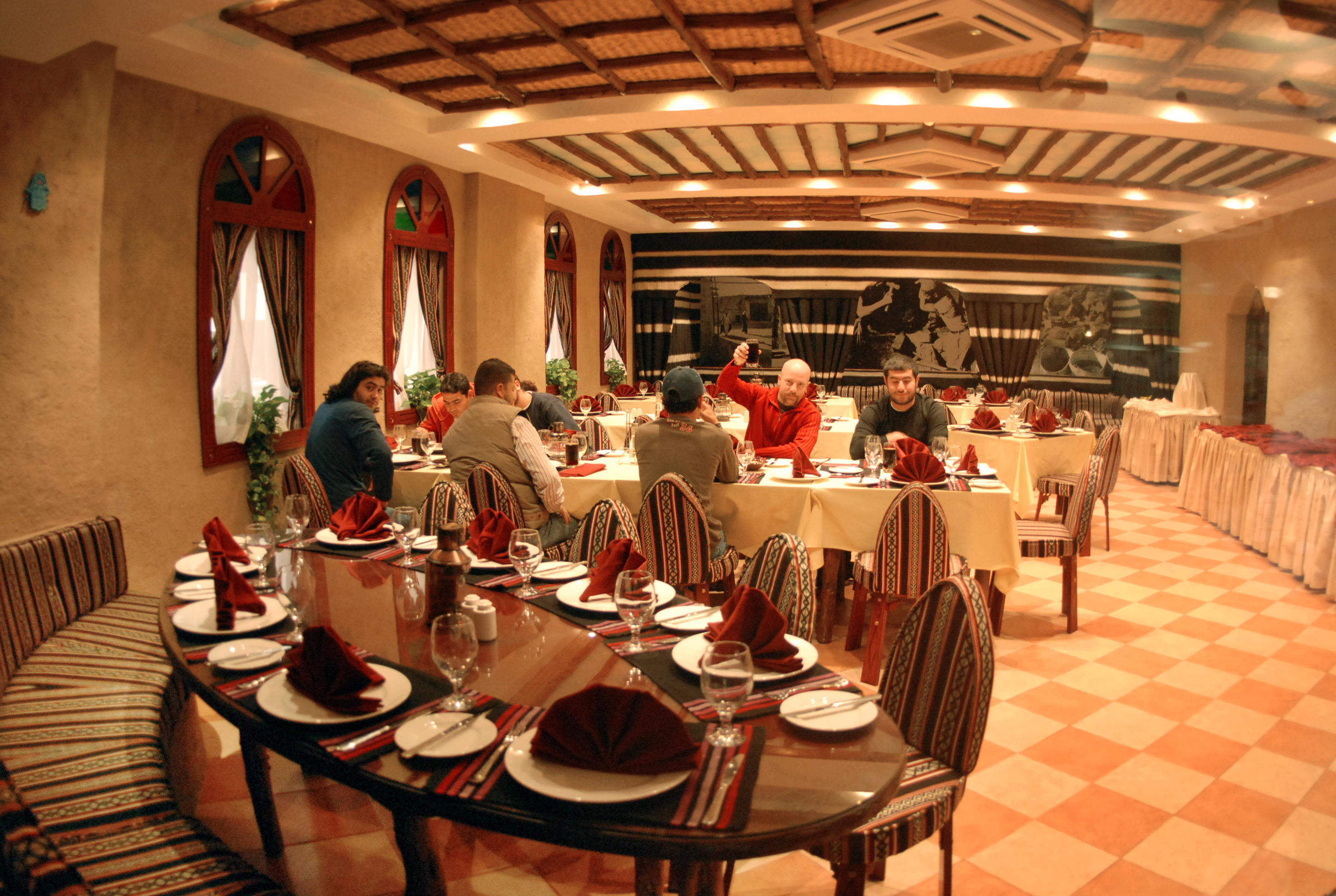 Al Liwan Suites