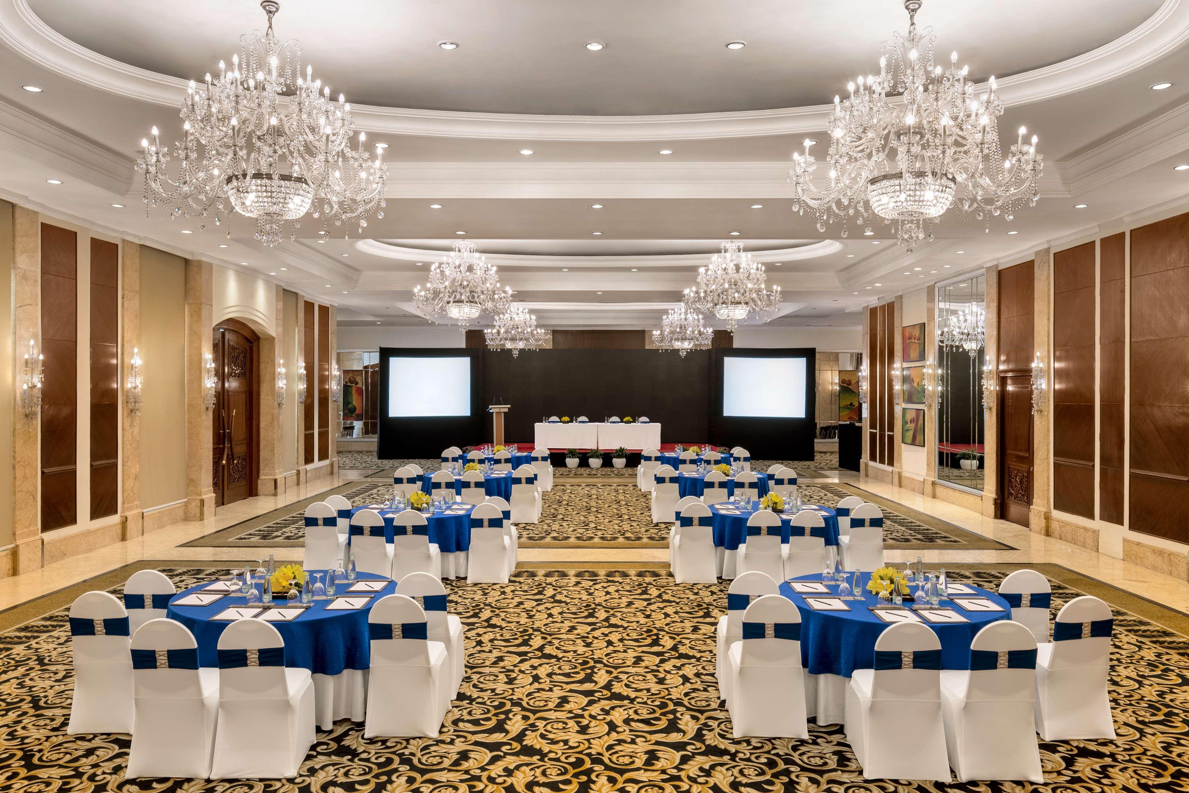 Shangri-La Eros New Delhi by null