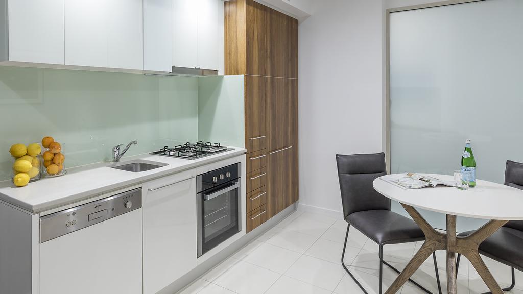 Oaks Adelaide Embassy Suites by null