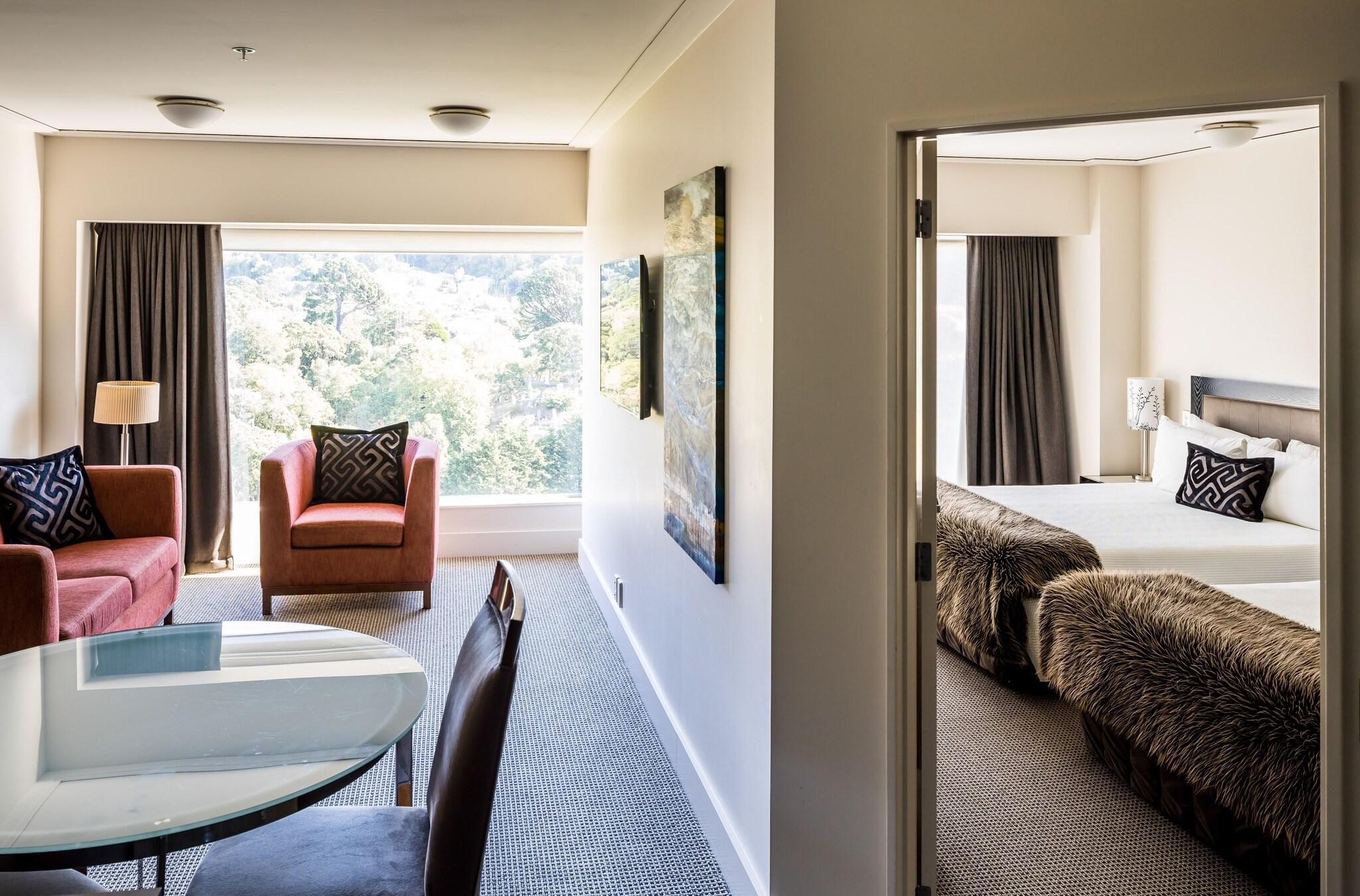 Bolton Hotel by null