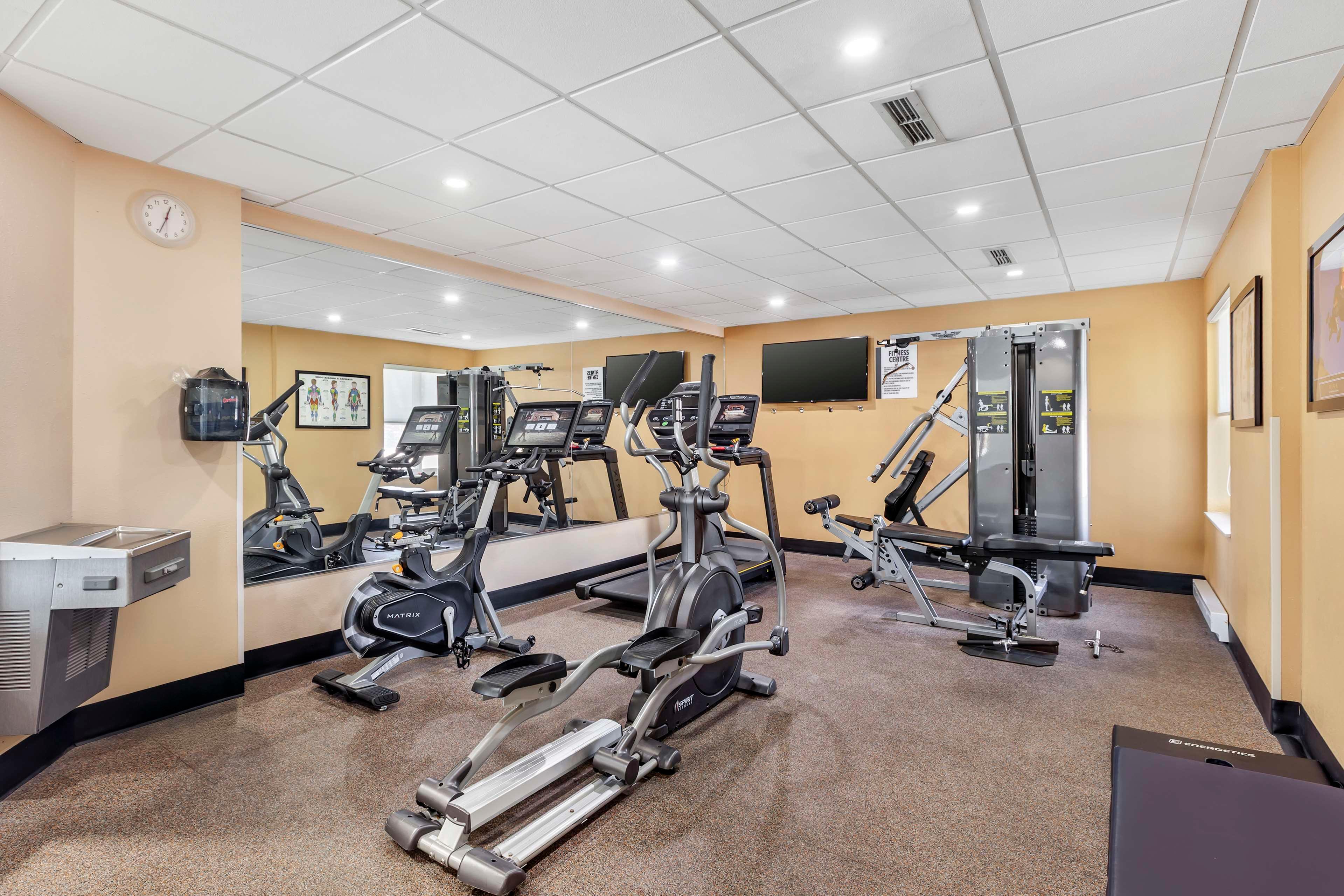 Best Western Plus Executive Inn