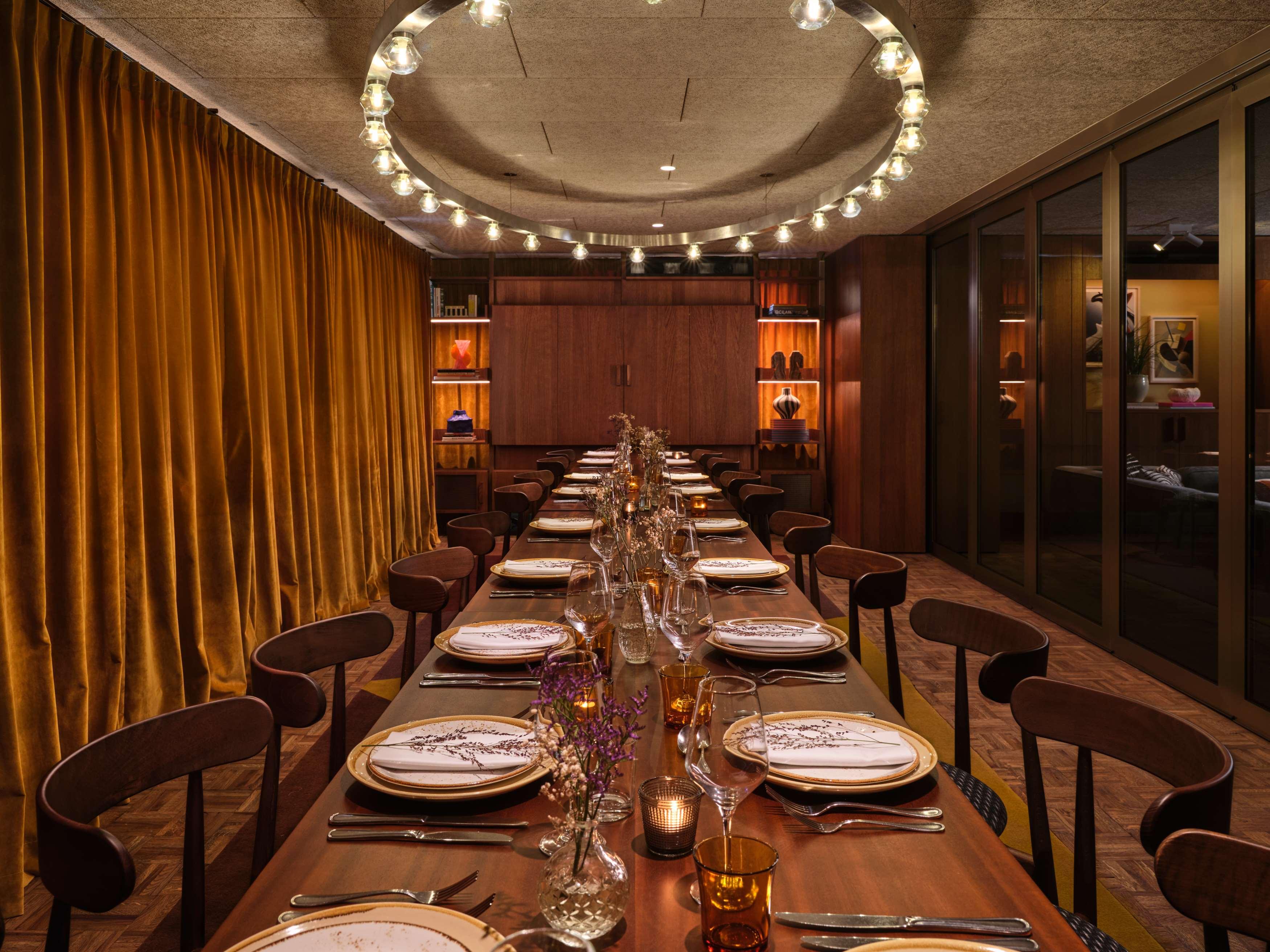 The Hoxton, Lloyd Amsterdam by null