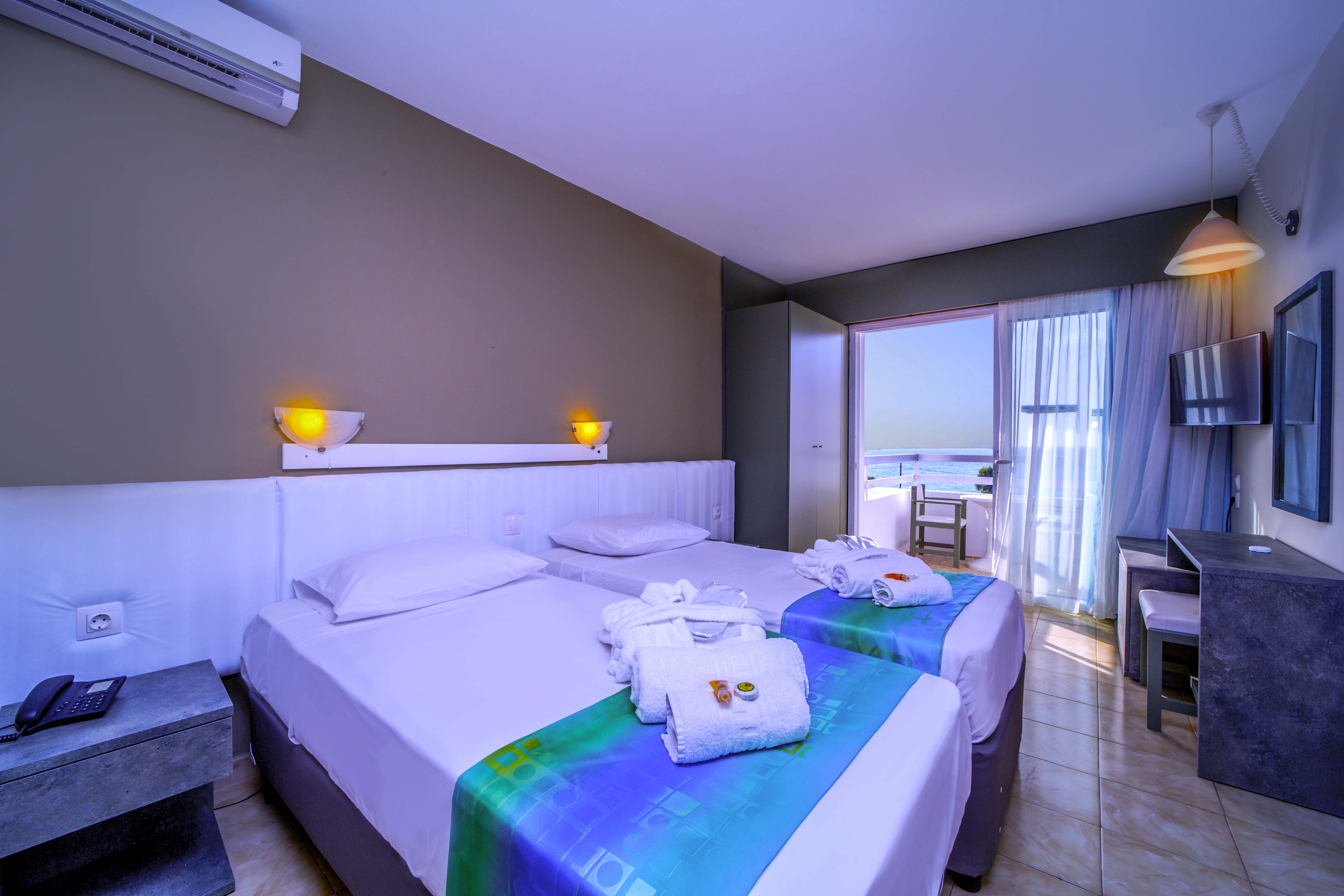 twin/double room sea view
