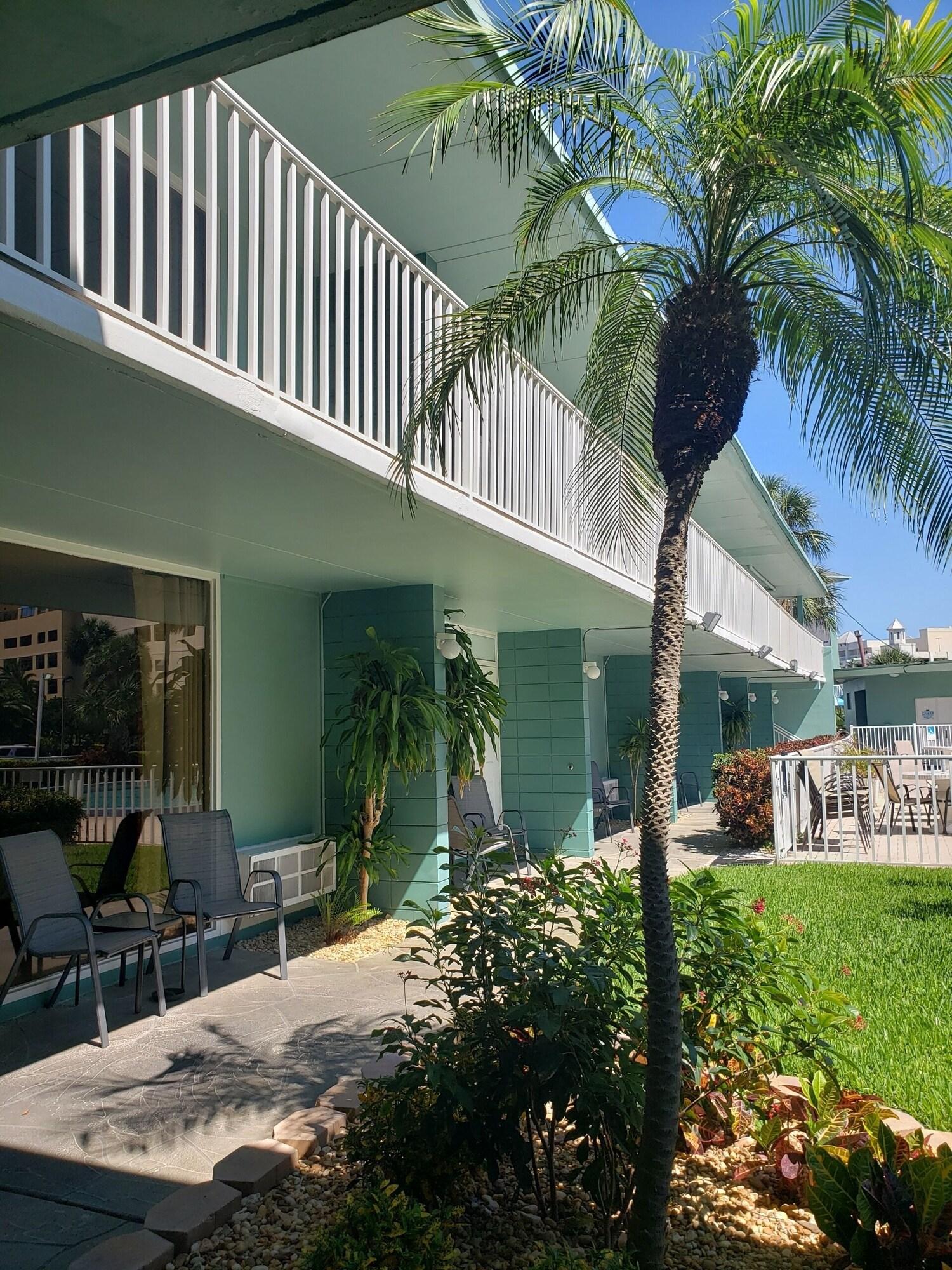 Sea Stone Resort/Days Inn