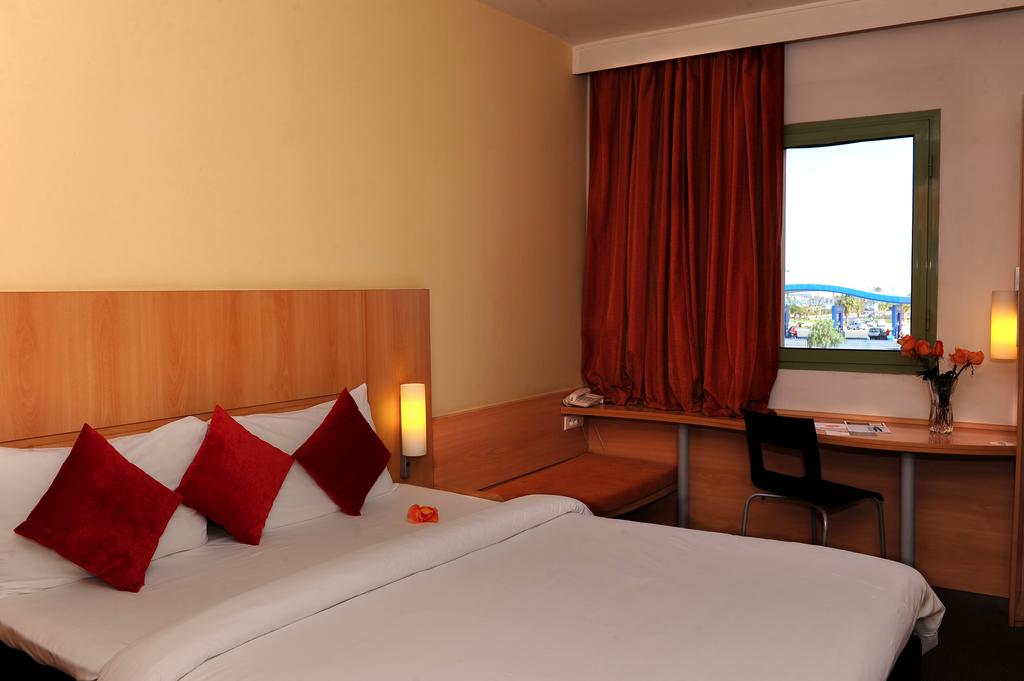 Junior Suite mit 1 Doppelbett und Sofa
