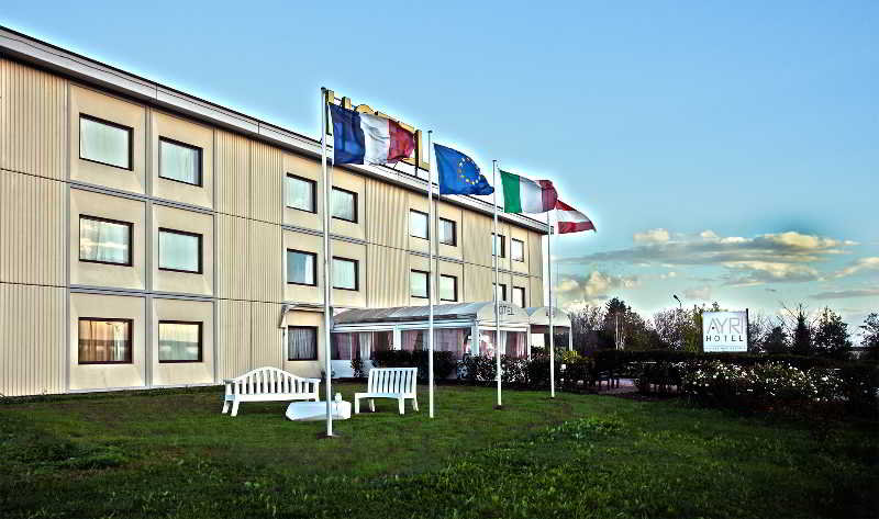 Ayri Hotel