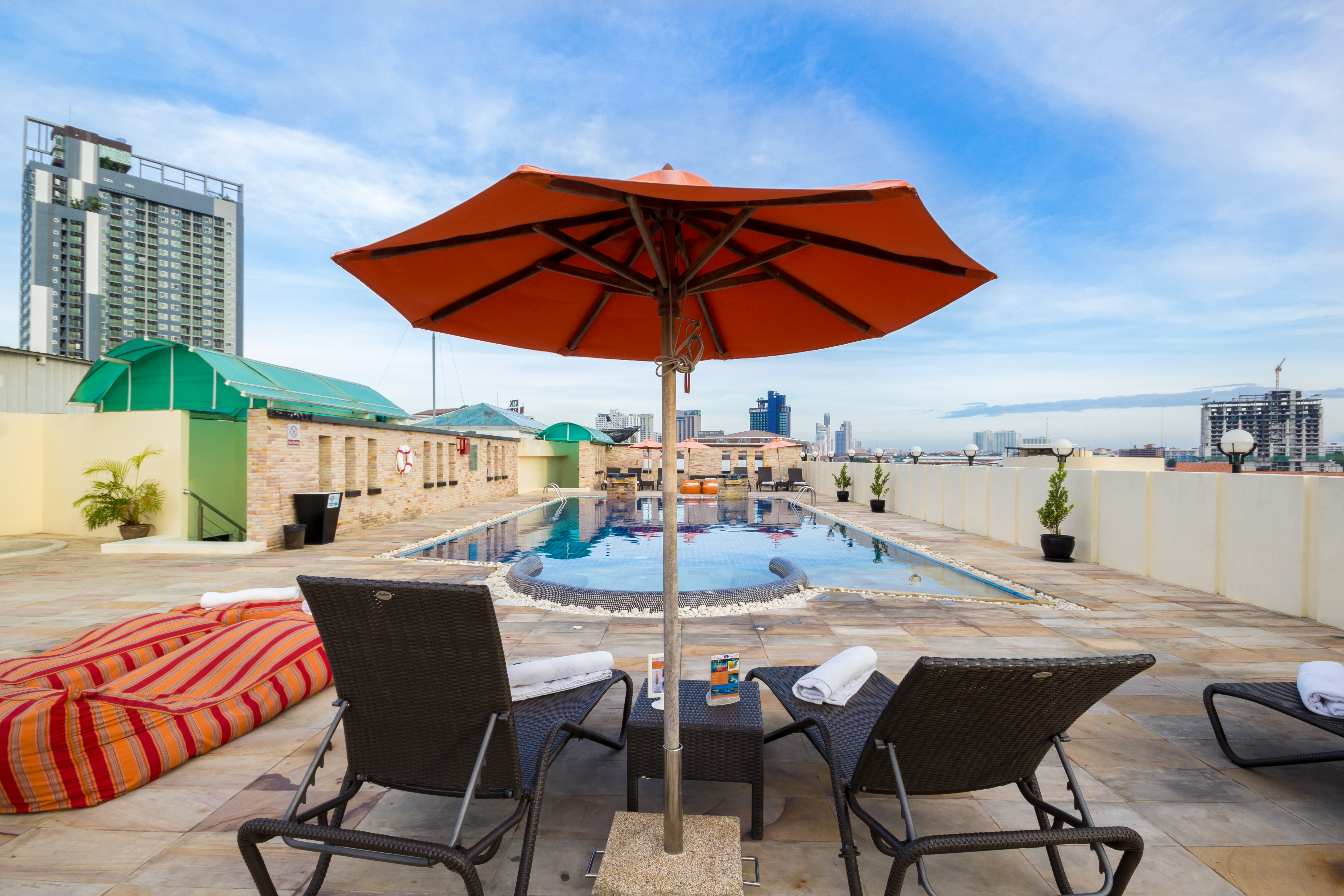 Nova Suites