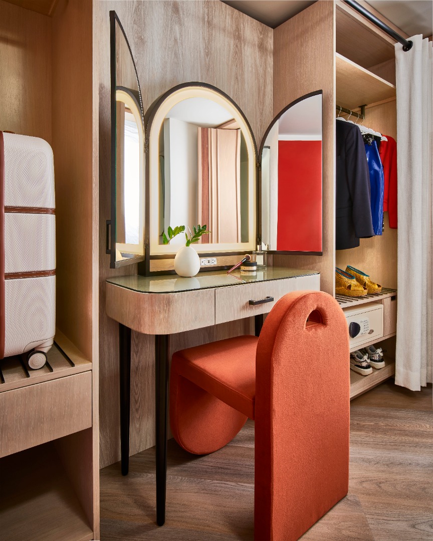 Virgin Hotels Las Vegas Curio Collection by Hilton