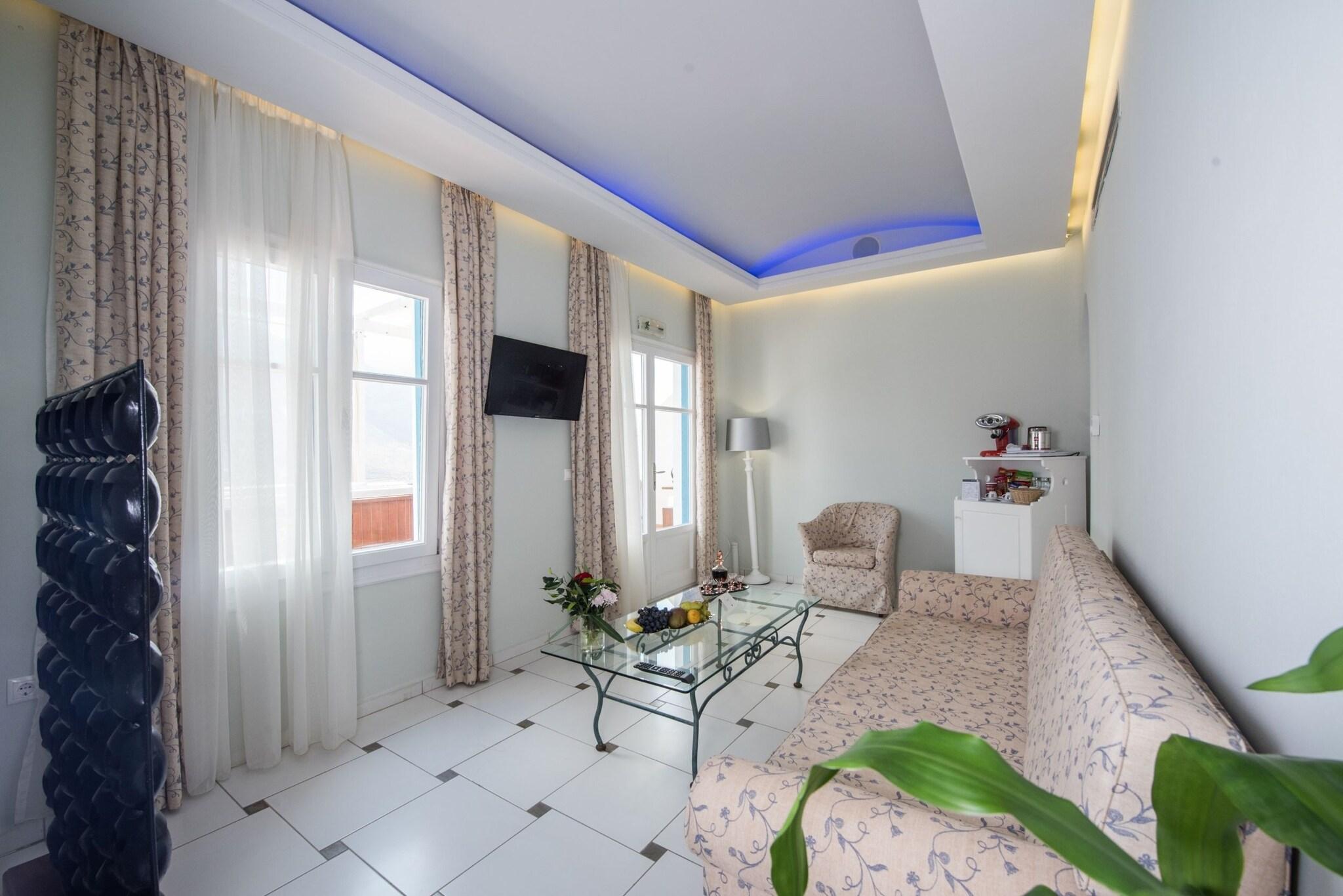 Aegialis Hotel & Spa by null