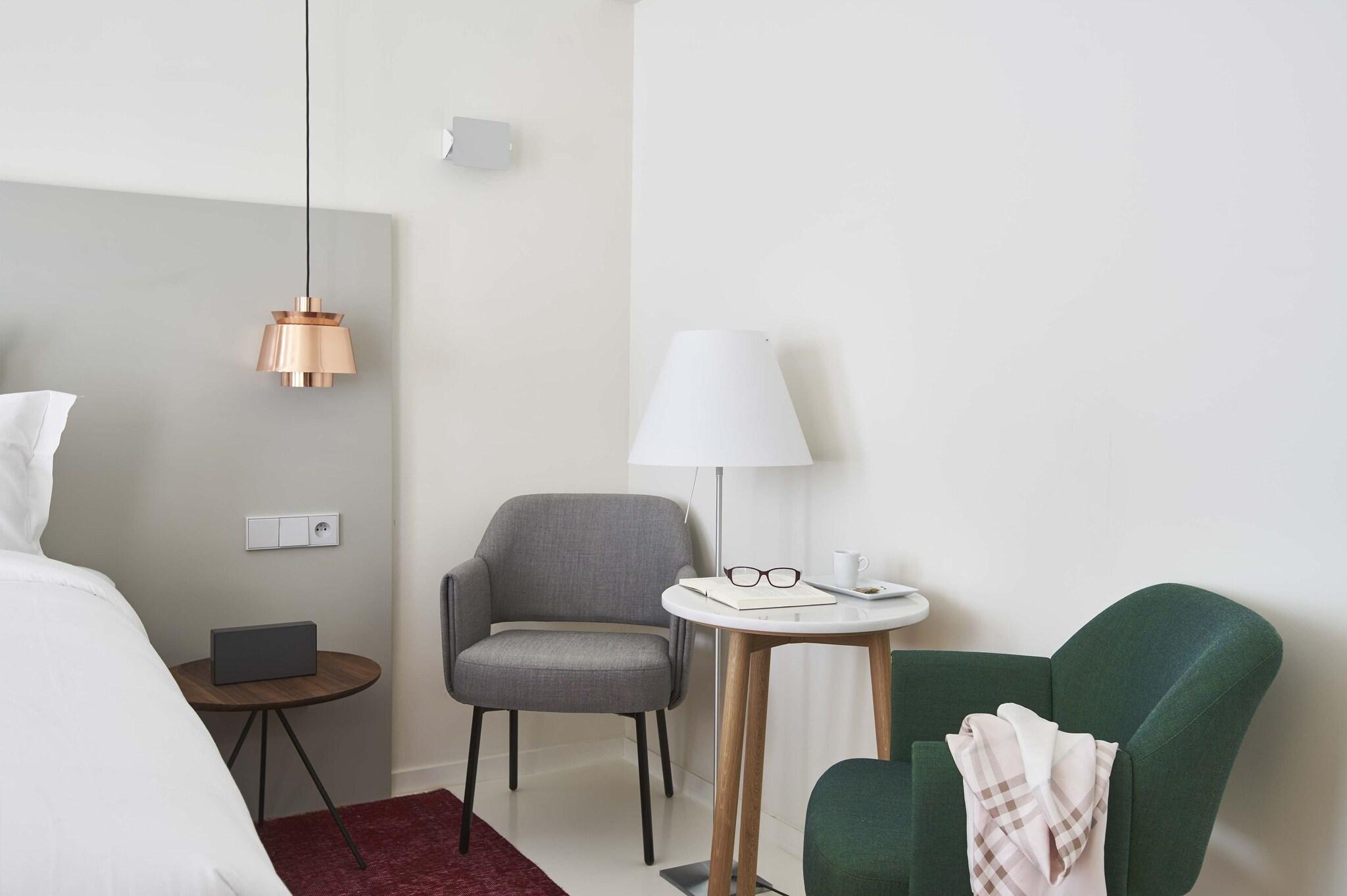 9Hotel Sablon by null