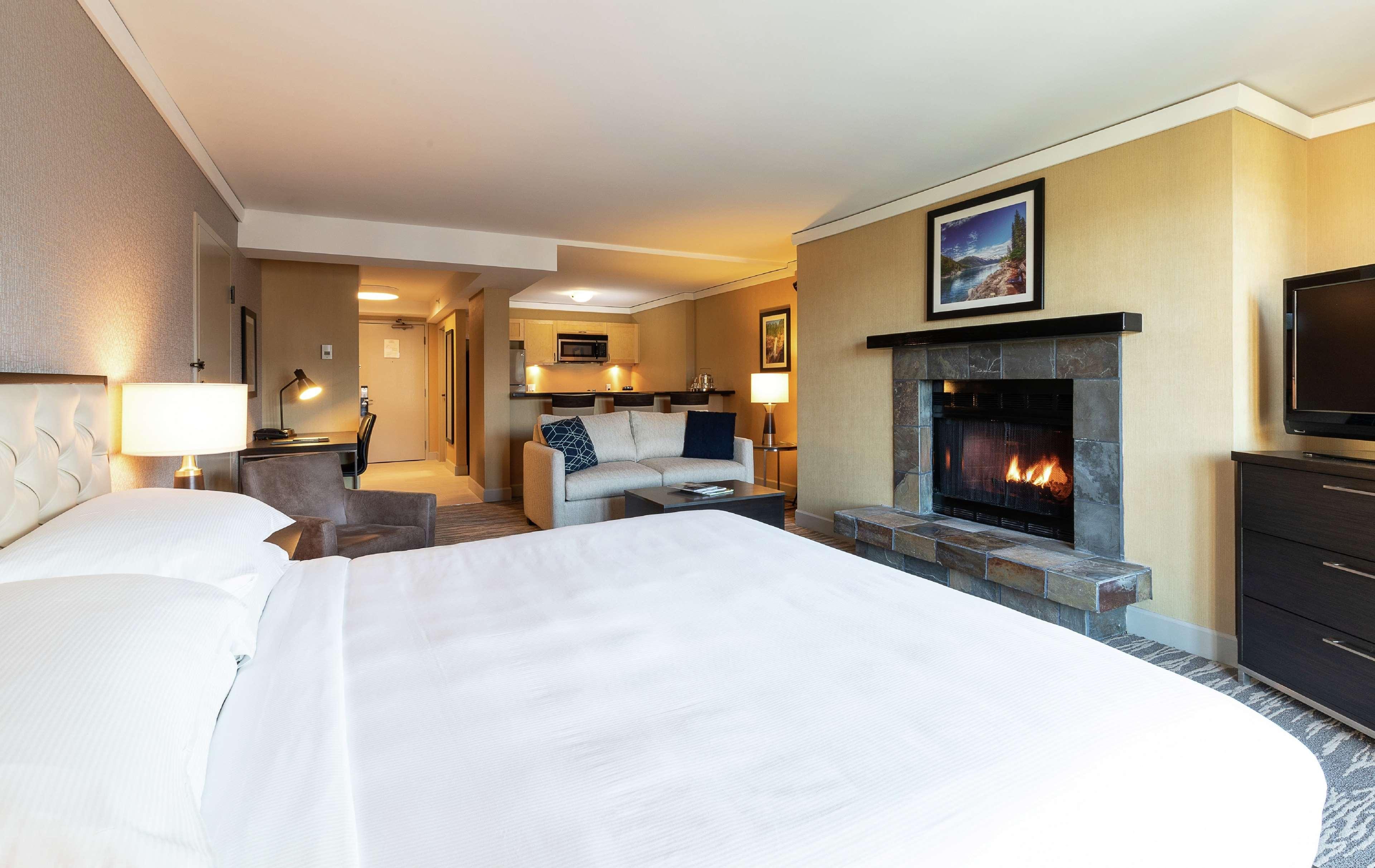Hilton Whistler Resort & Spa by null