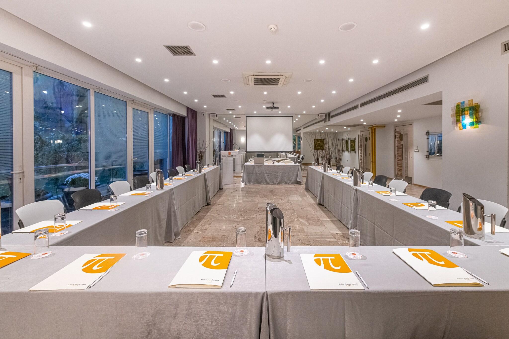 Polis Grand Hotel - photo