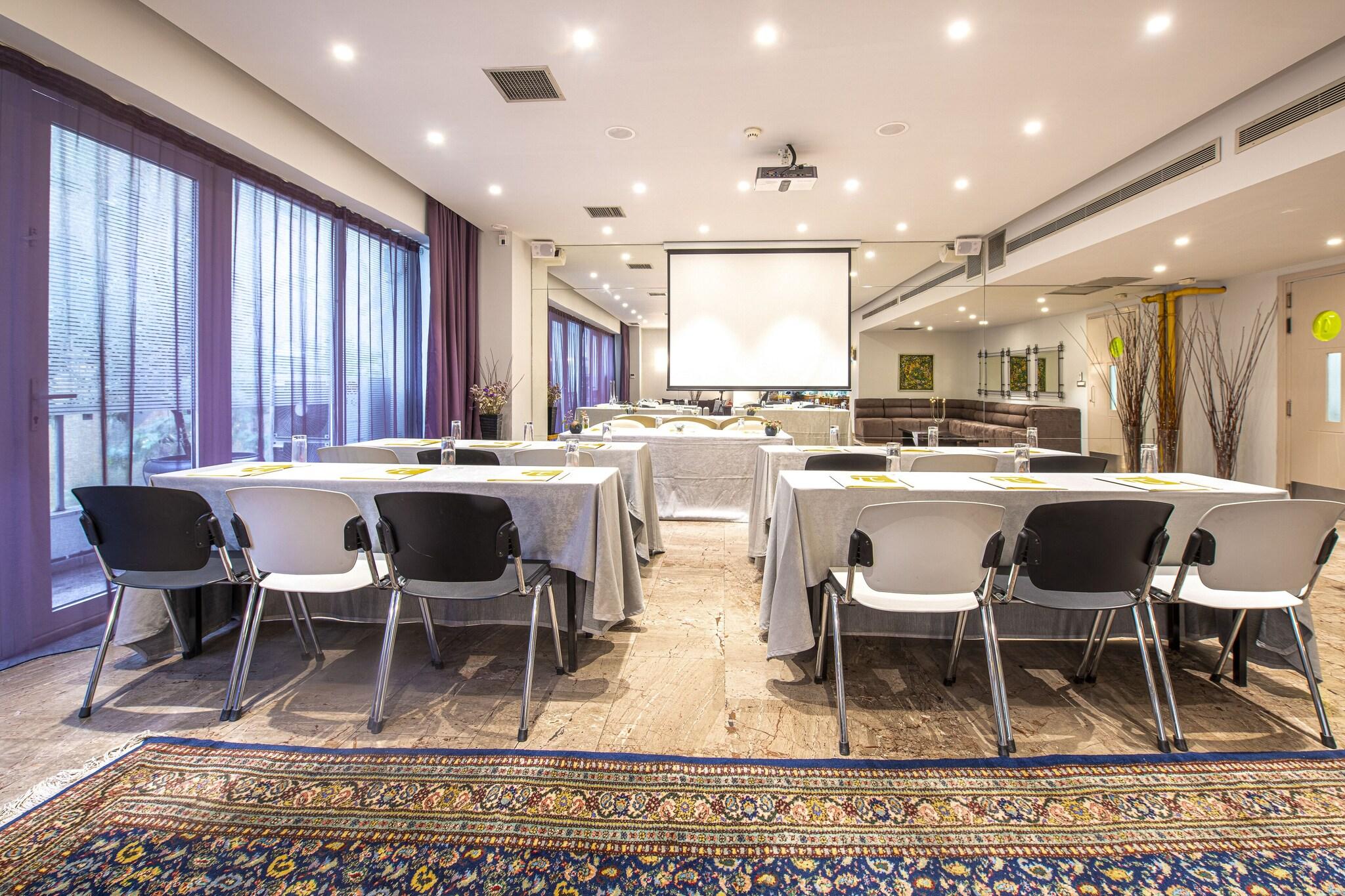 Polis Grand Hotel - photo