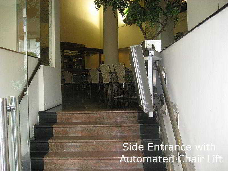 Robertson Quay Hotel by null