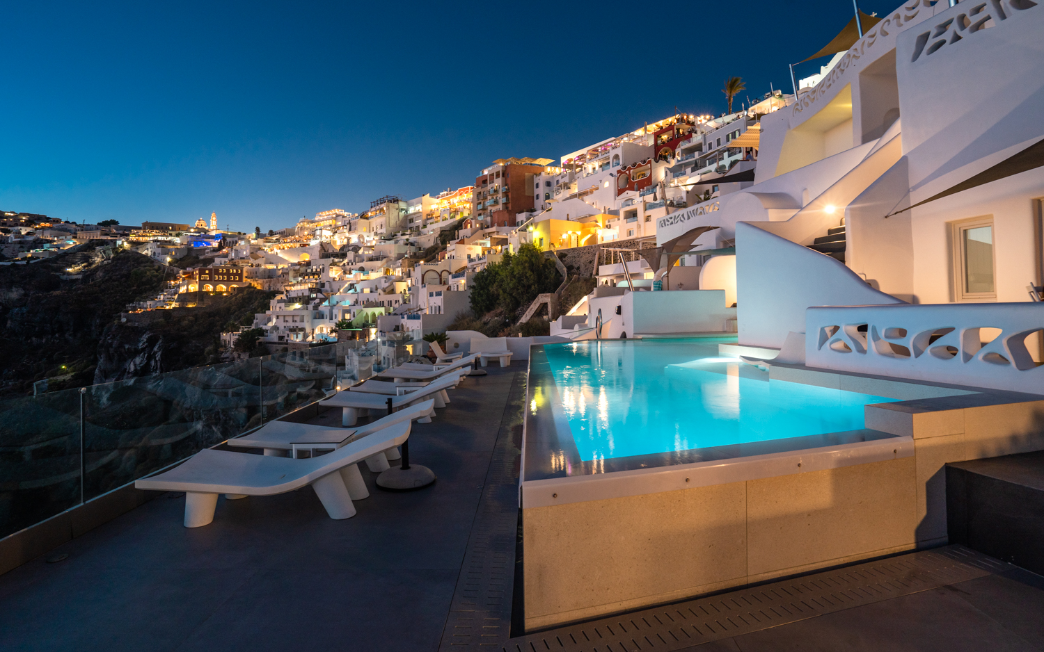 Athina Luxury Suites - photo