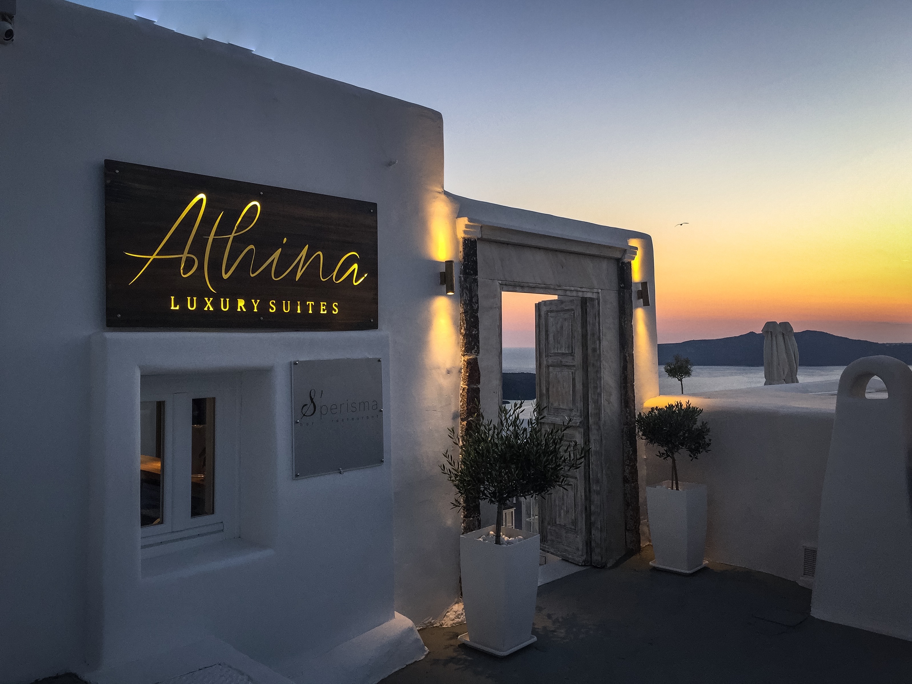 Athina Luxury Suites - photo
