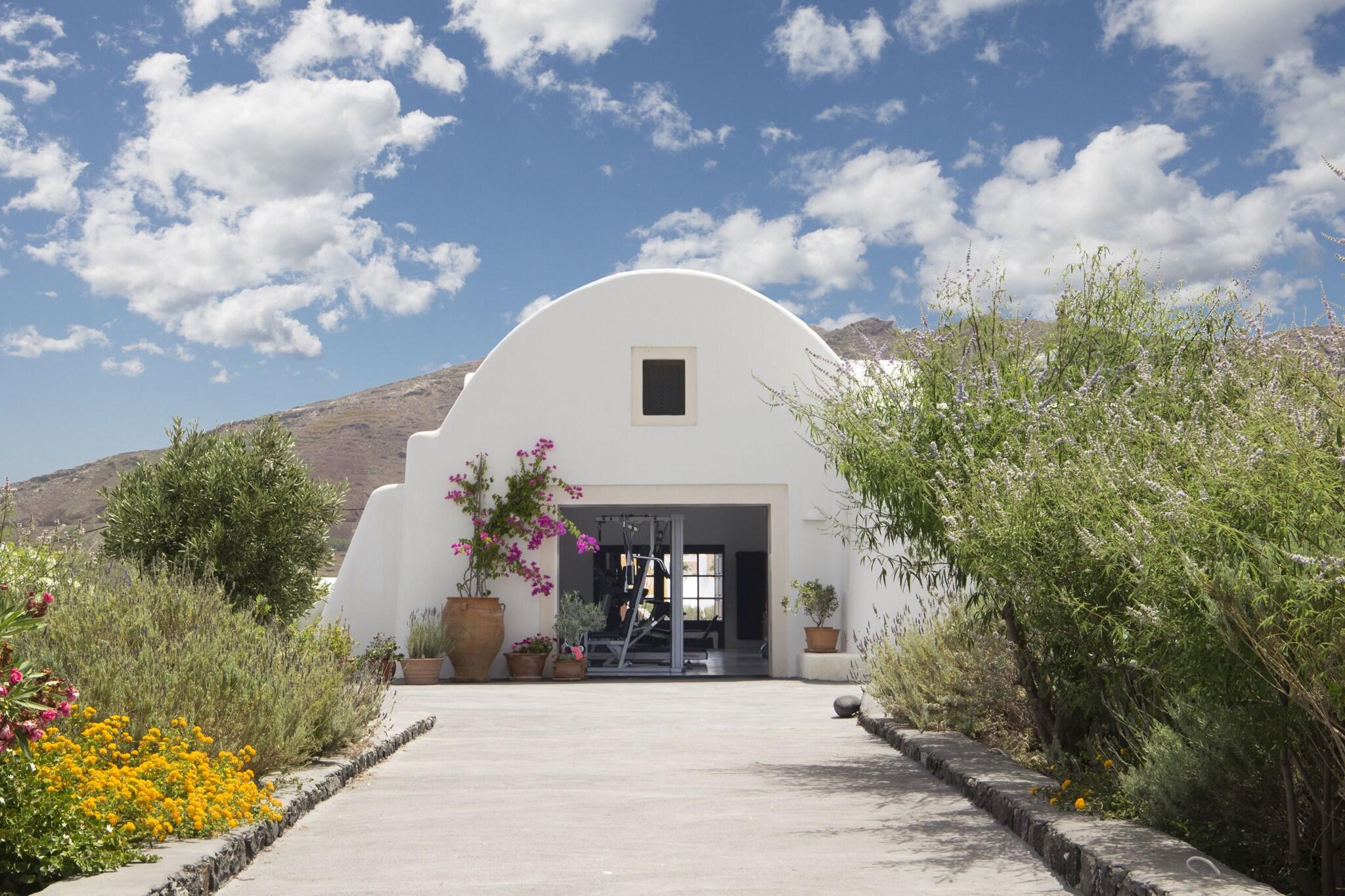 Perivolas Hotel by null