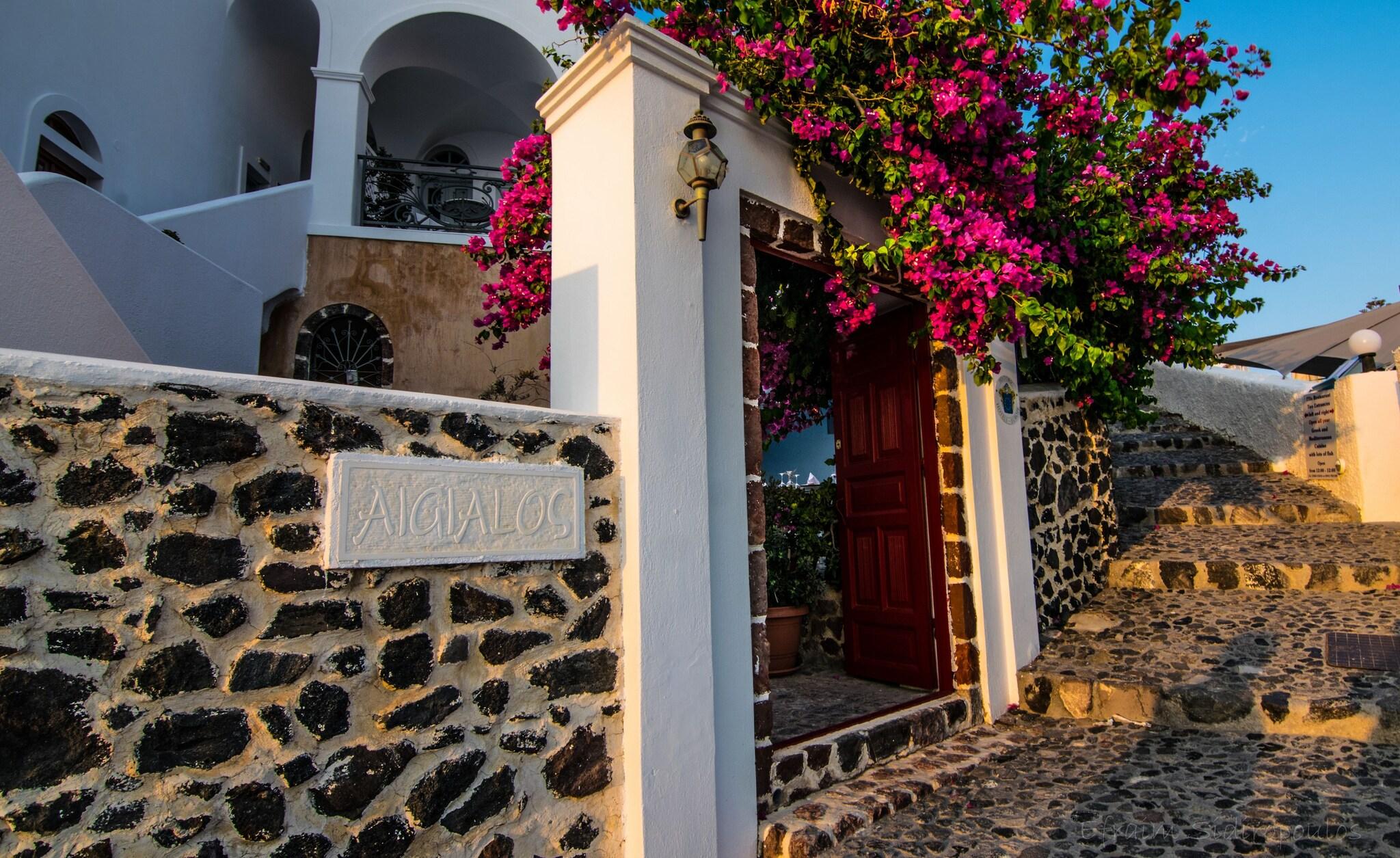 Aigialos Hotel Santorini by null