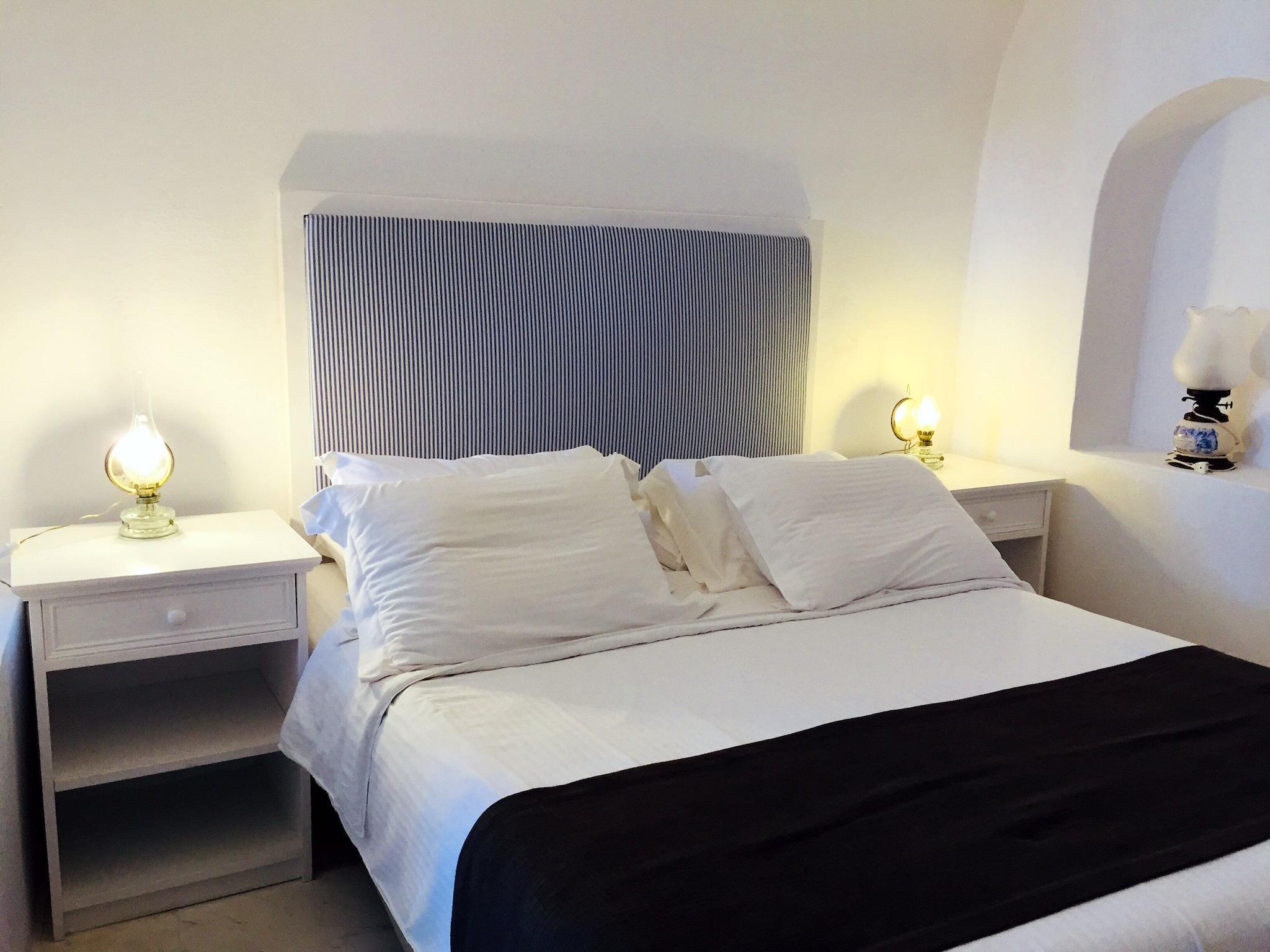 Aigialos Hotel Santorini by null