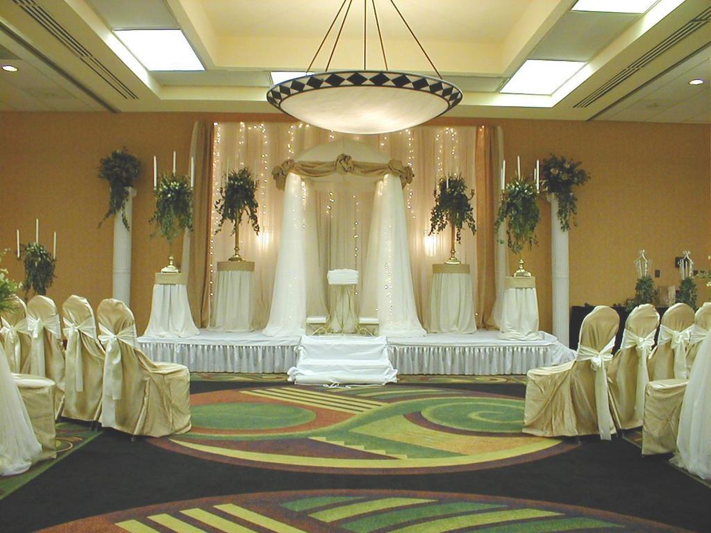 Holiday Inn Select Peachtree Corner