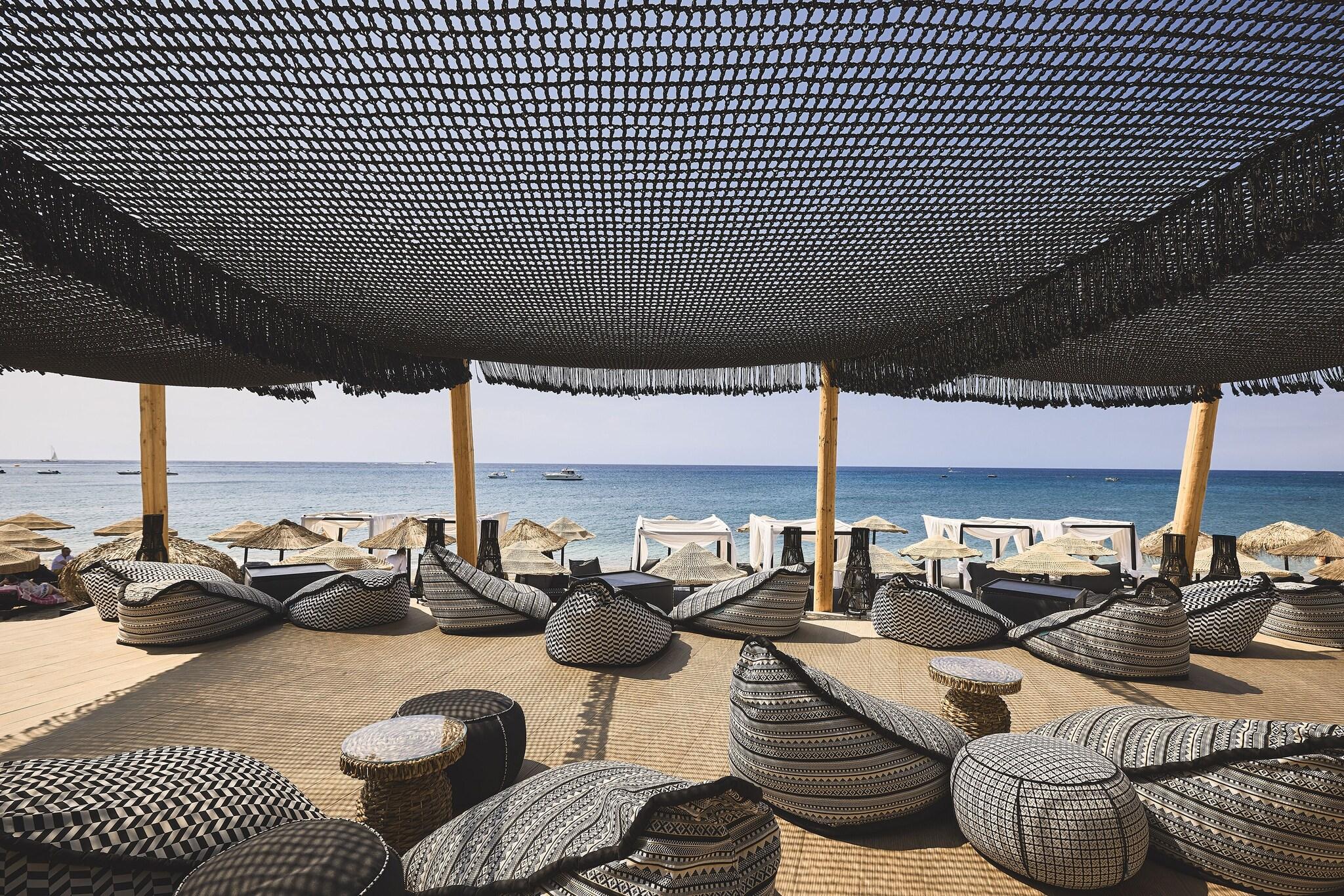 Artemis Seaside Resort by null