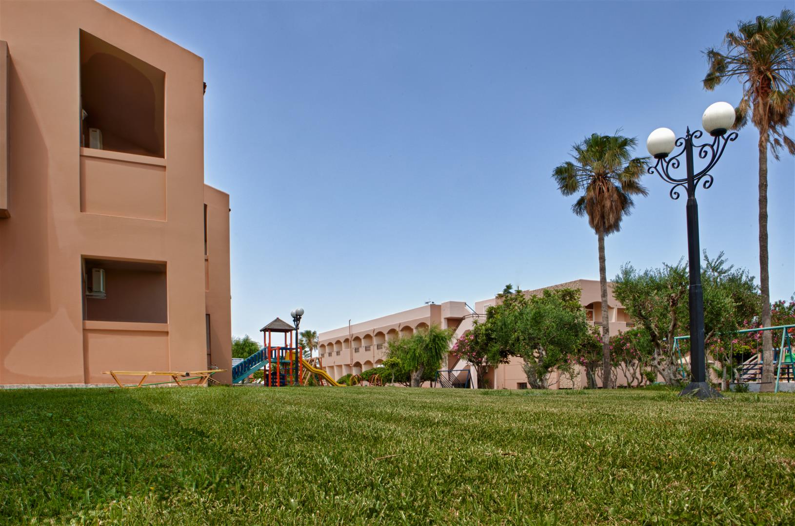 Ilios & Farming Hotel - photo