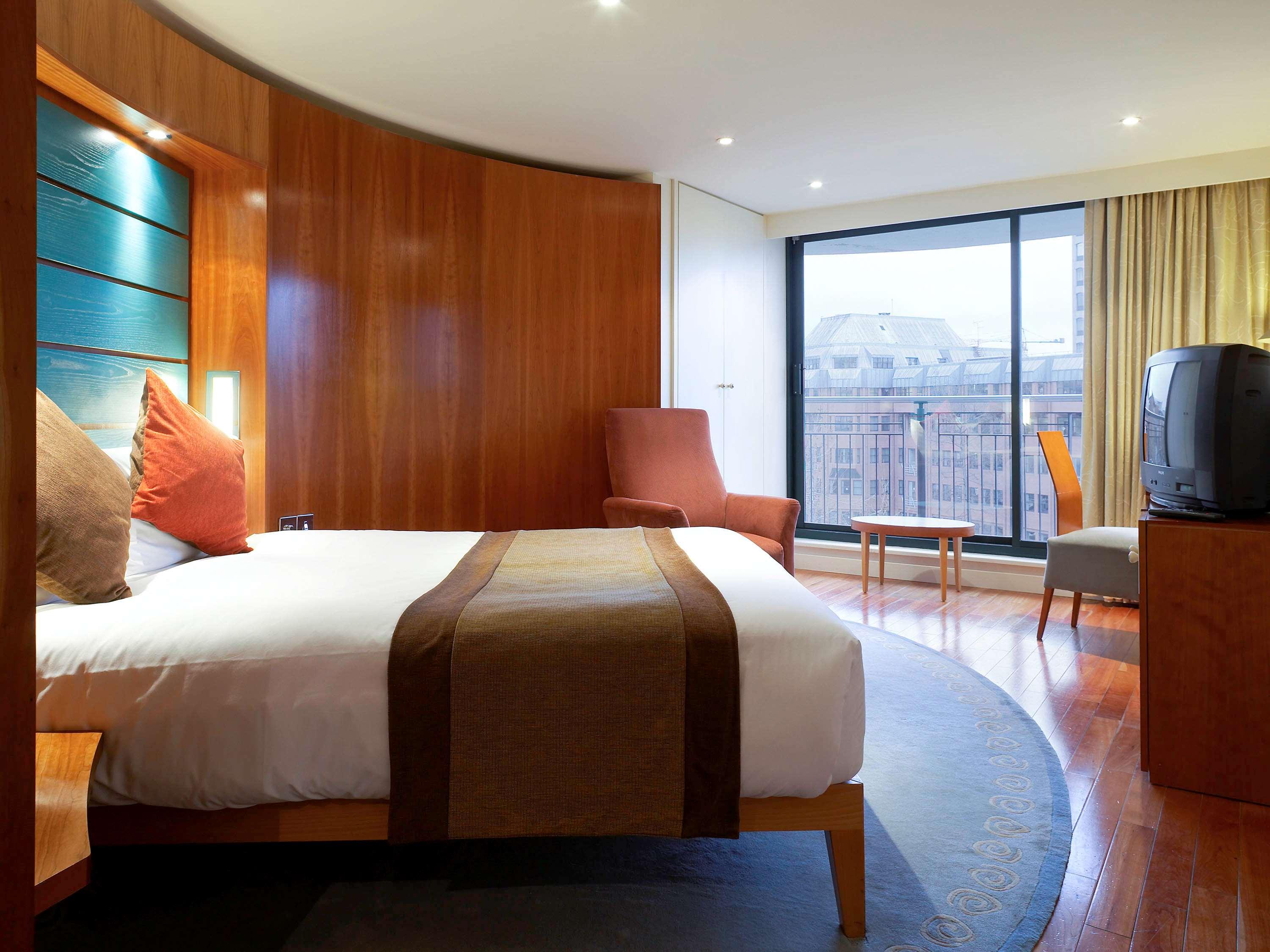 Mercure Bristol Brigstow Hotel by null
