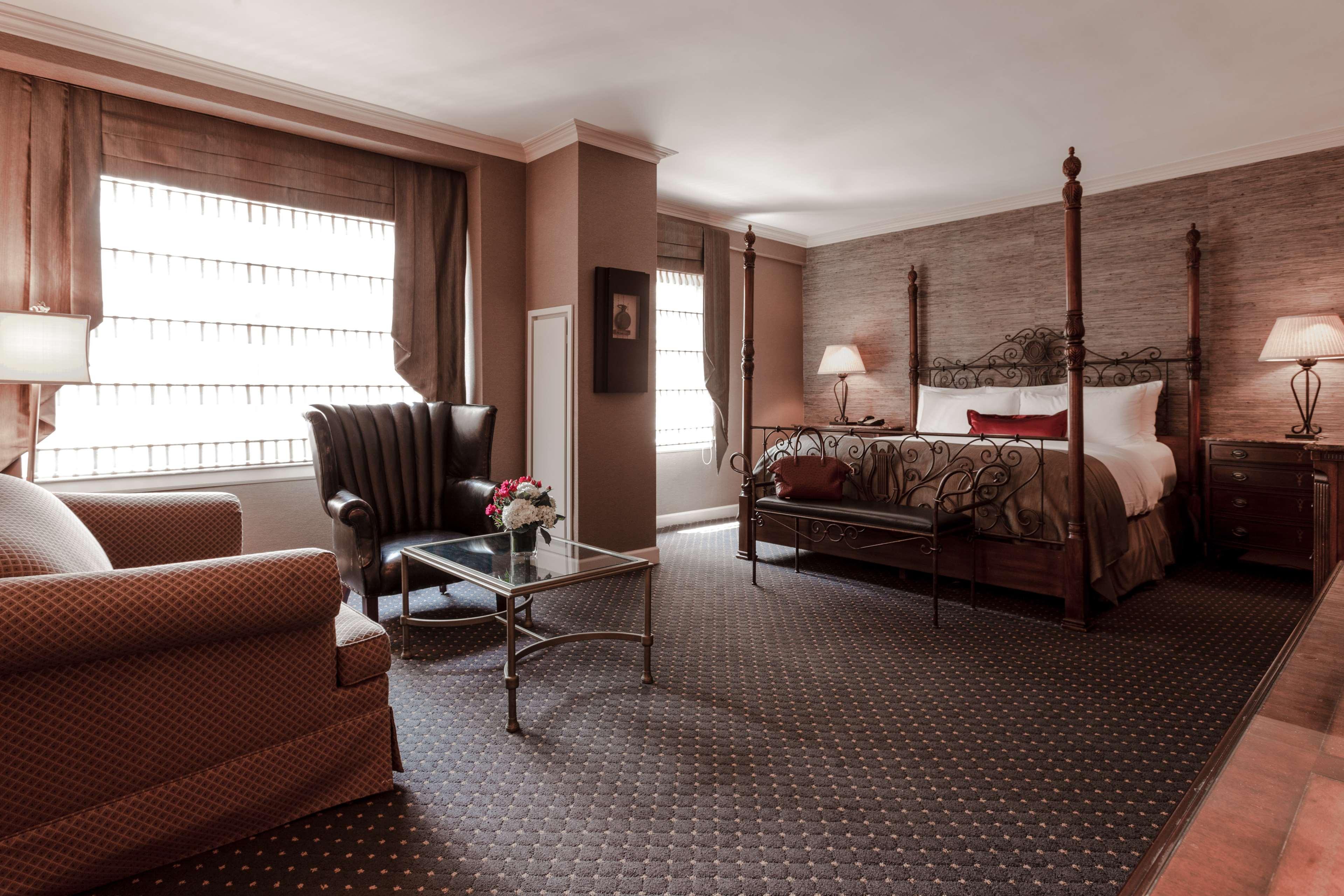 The Whitehall Hotel by null