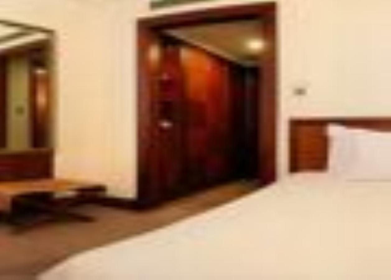 Jinjiang Hotel by null