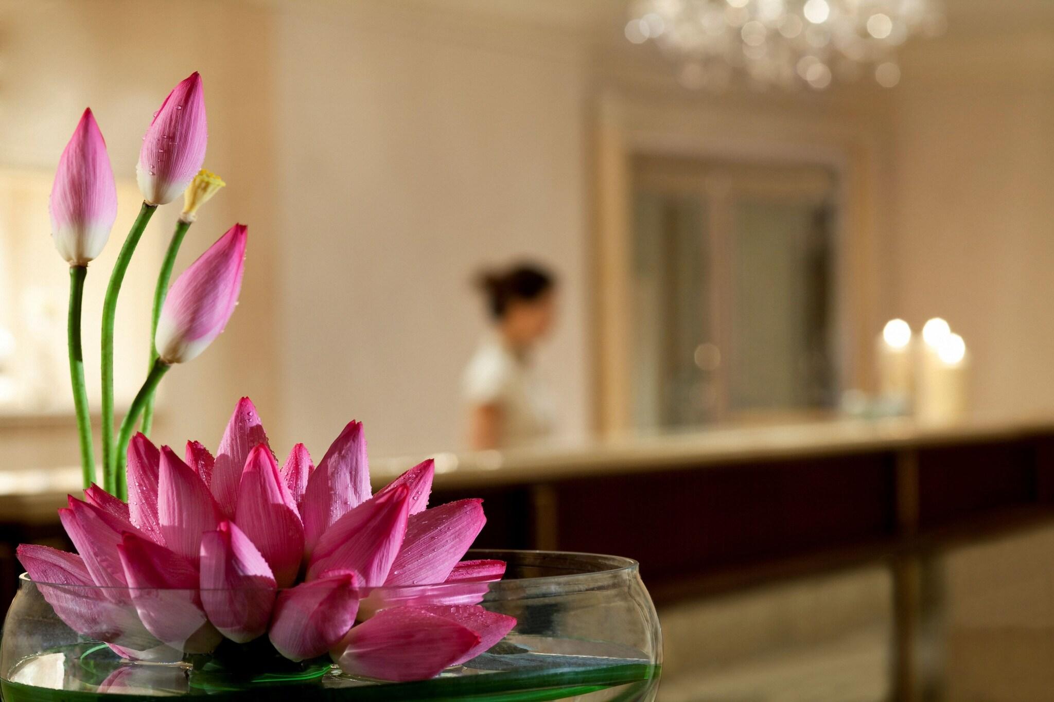 The Ritz Carlton Hotel Guangzhou by null