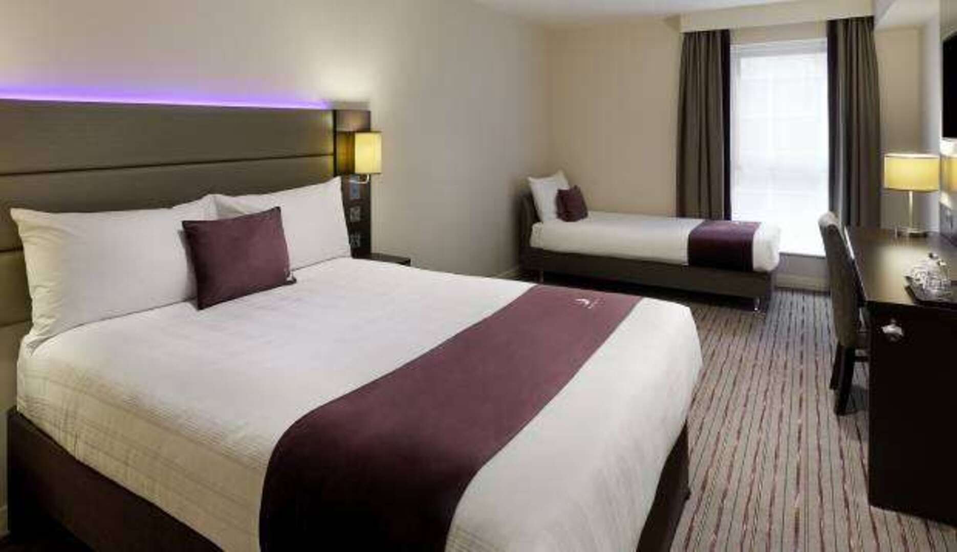 Premier Inn Banbury - M40 J11