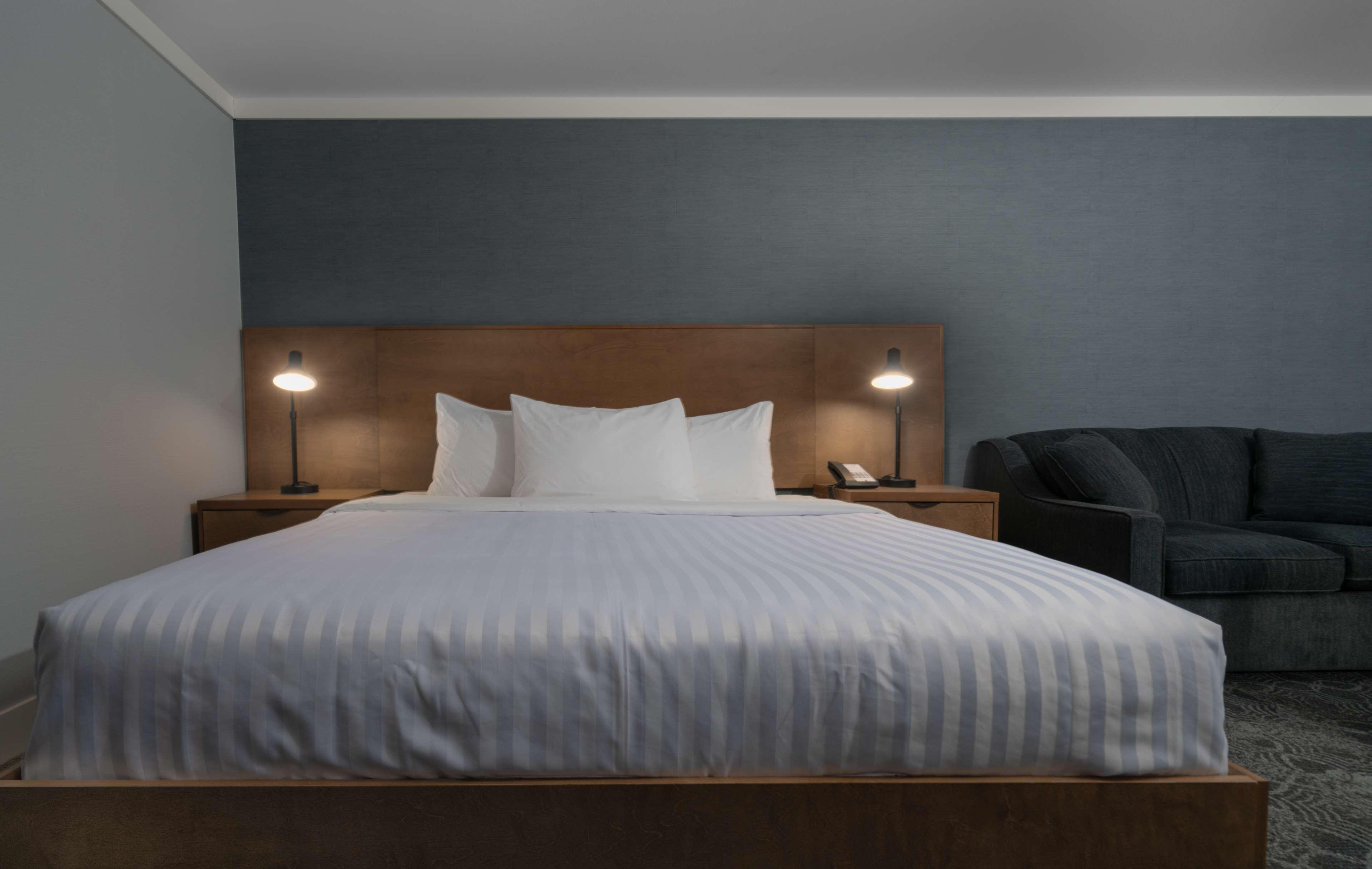 Prestige Kamloops Hotel