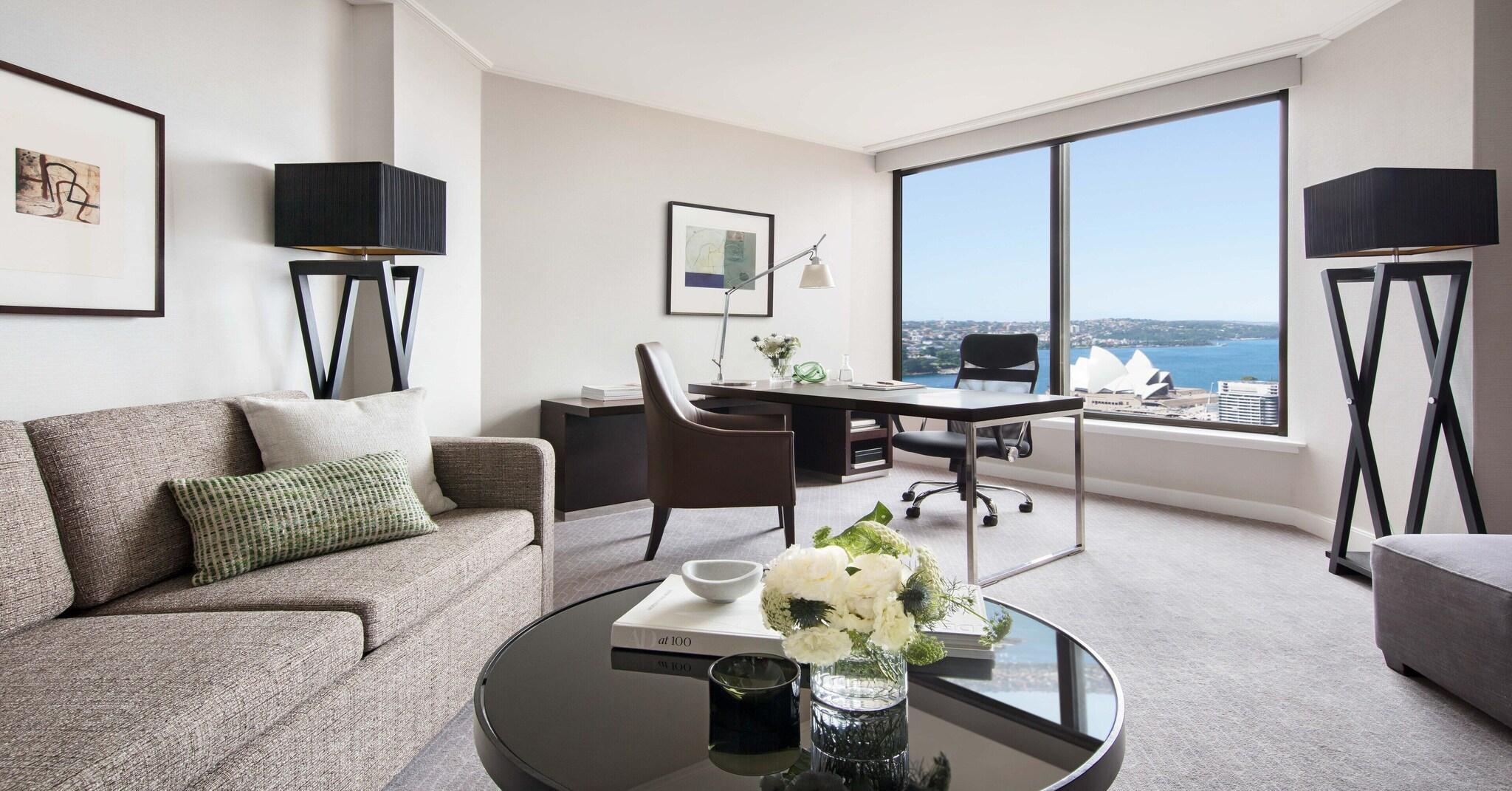 Four Seasons Hotel Sydney by null